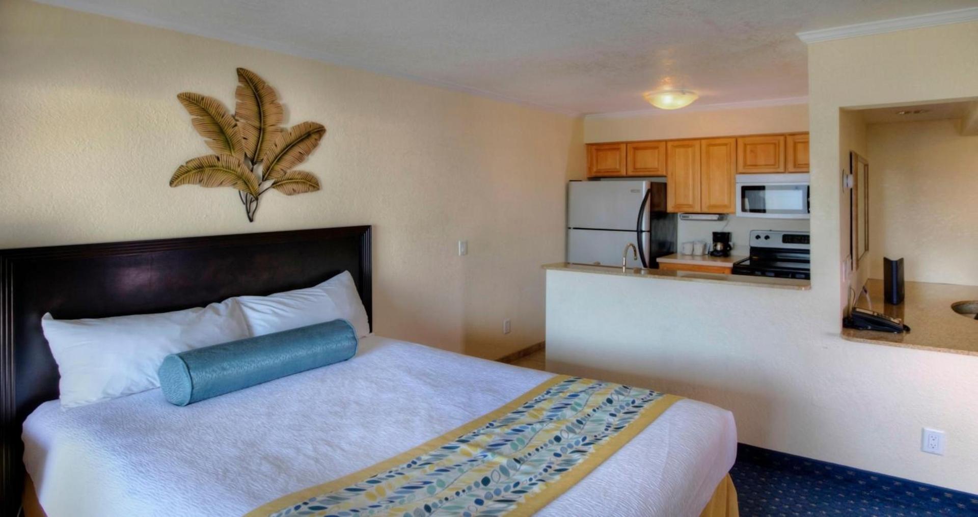 Sailport Waterfront Suites photo 7