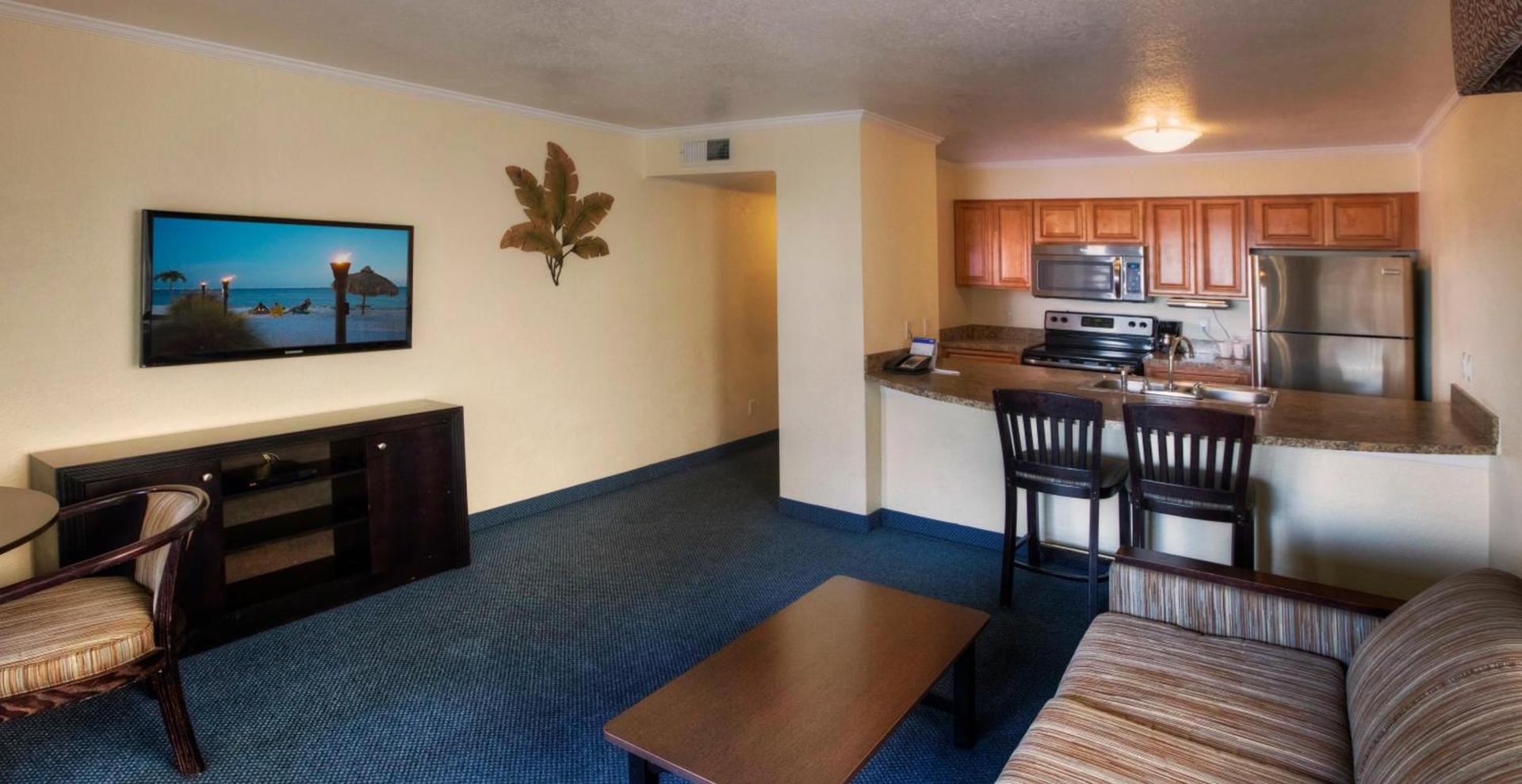 Sailport Waterfront Suites photo 10