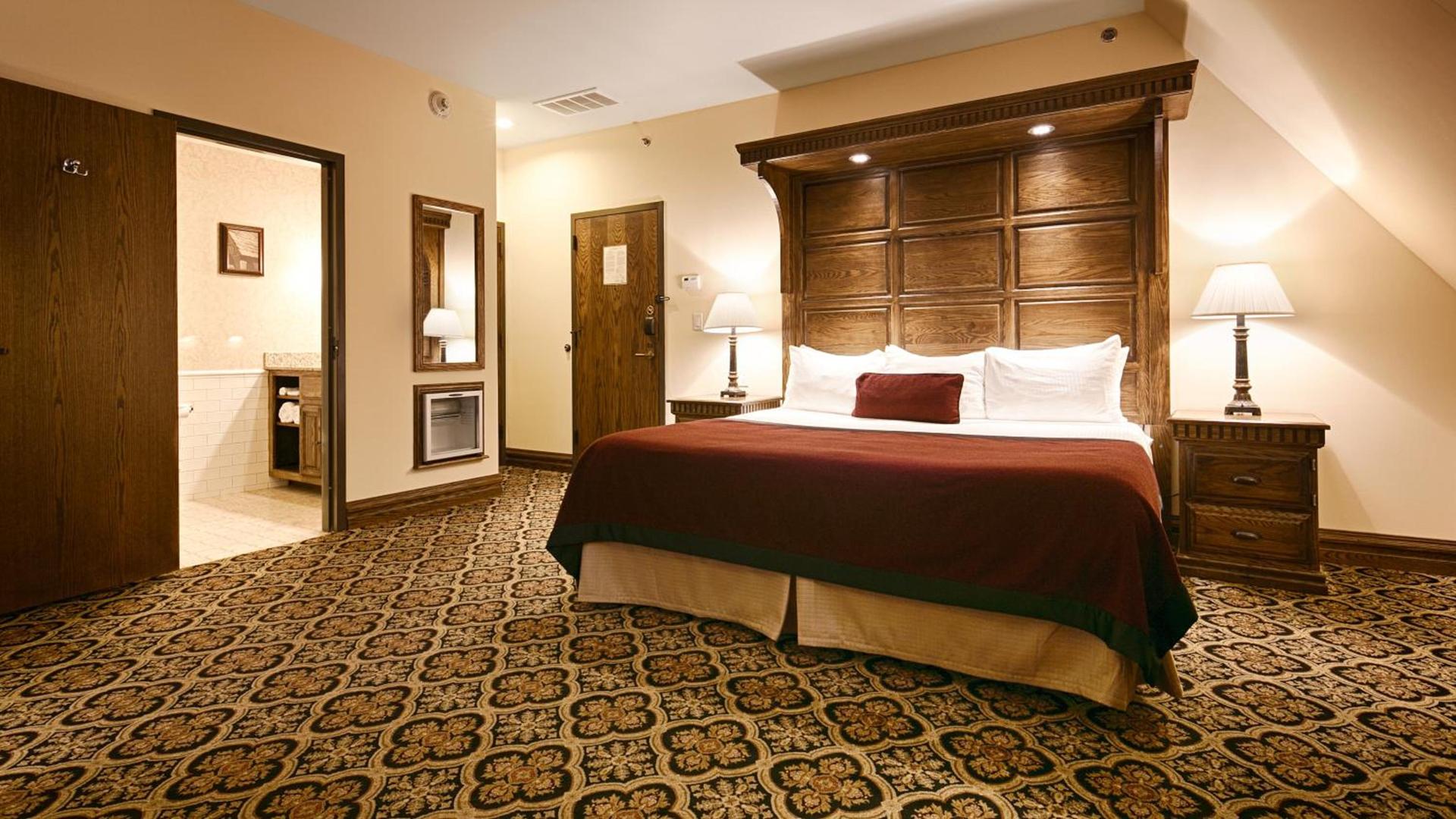 Best Western Premier Mariemont Inn photo 51