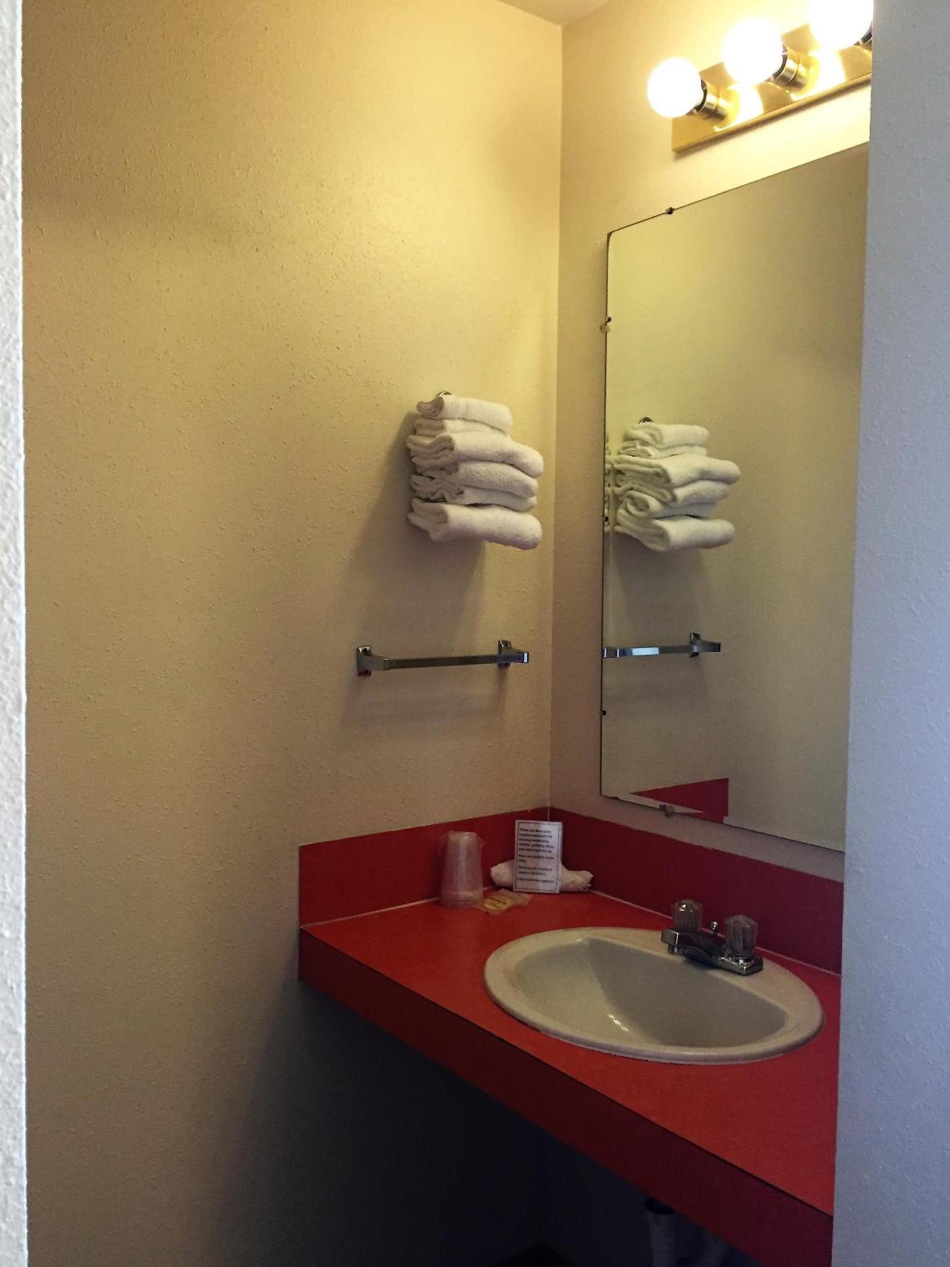 Z Bar Motel photo 63