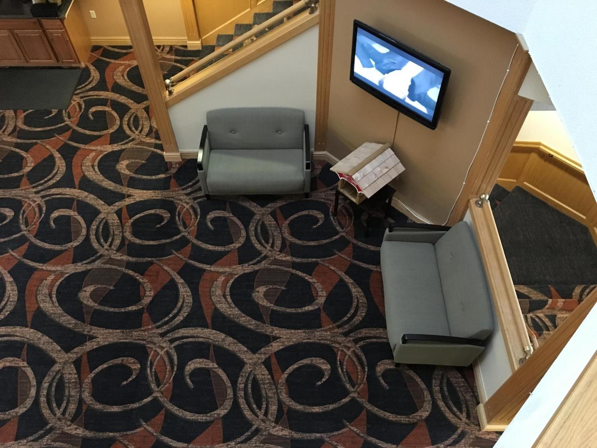 Cabot Inn & Suites photo 18