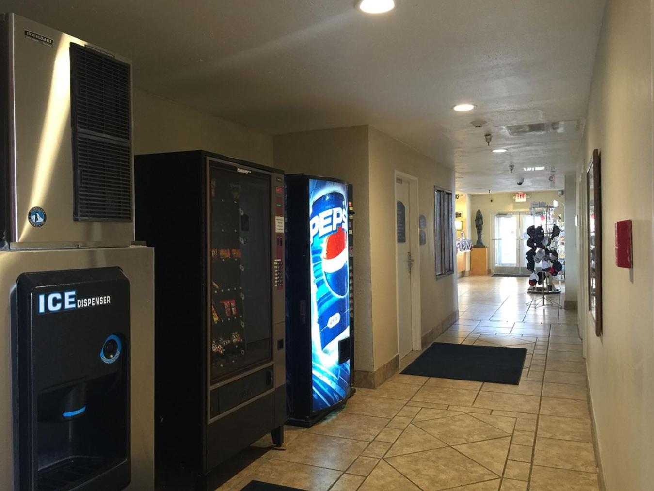 Baymont Inn & Suites by Wyndham Holbrook photo 41
