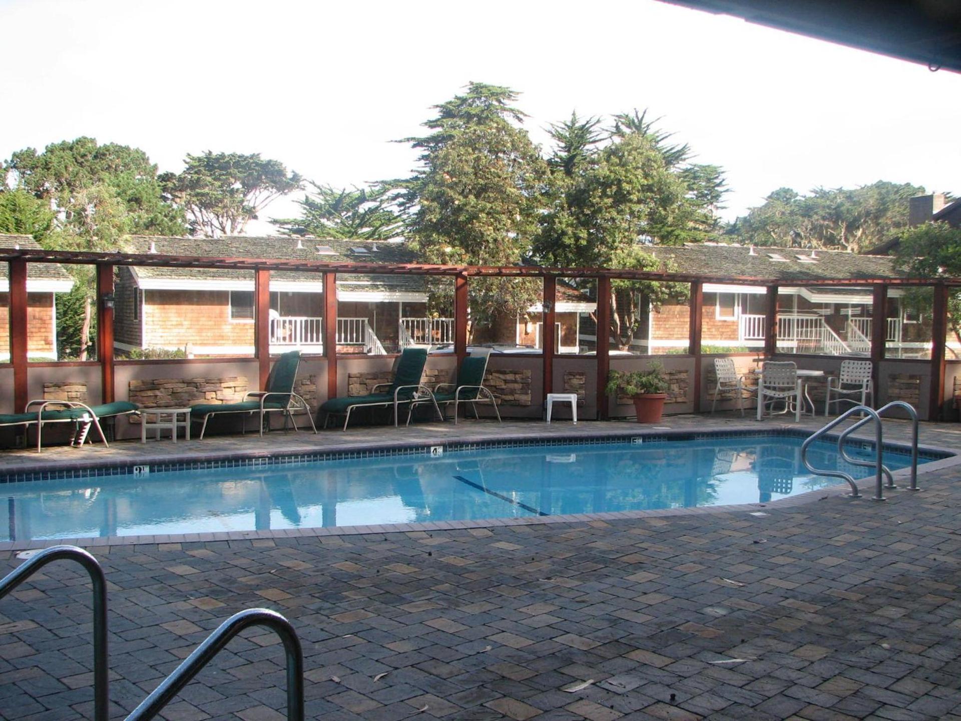 Lighthouse Lodge & Cottages photo 8