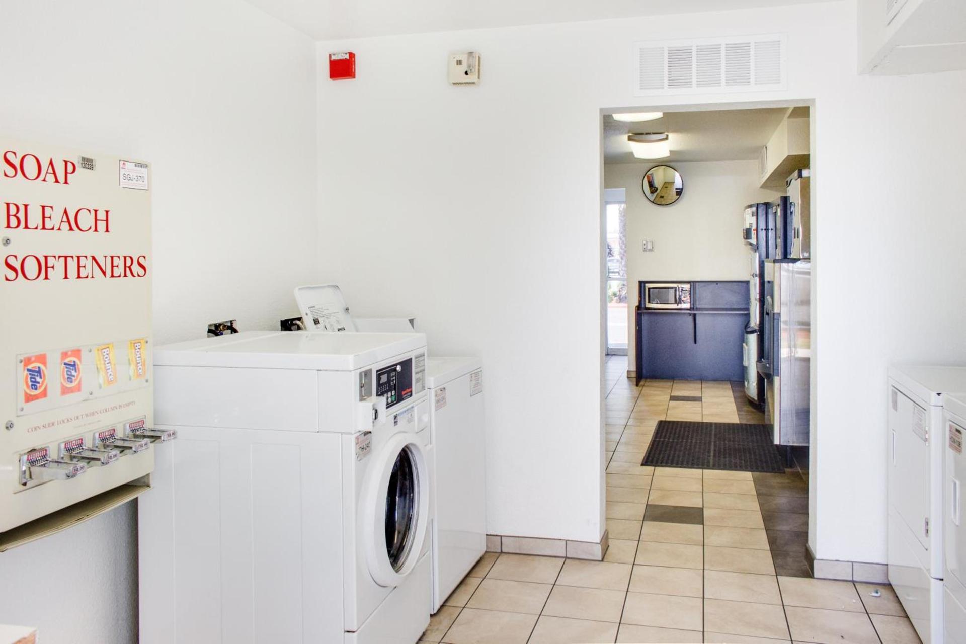 Motel 6-Bakersfield, CA - South photo 49