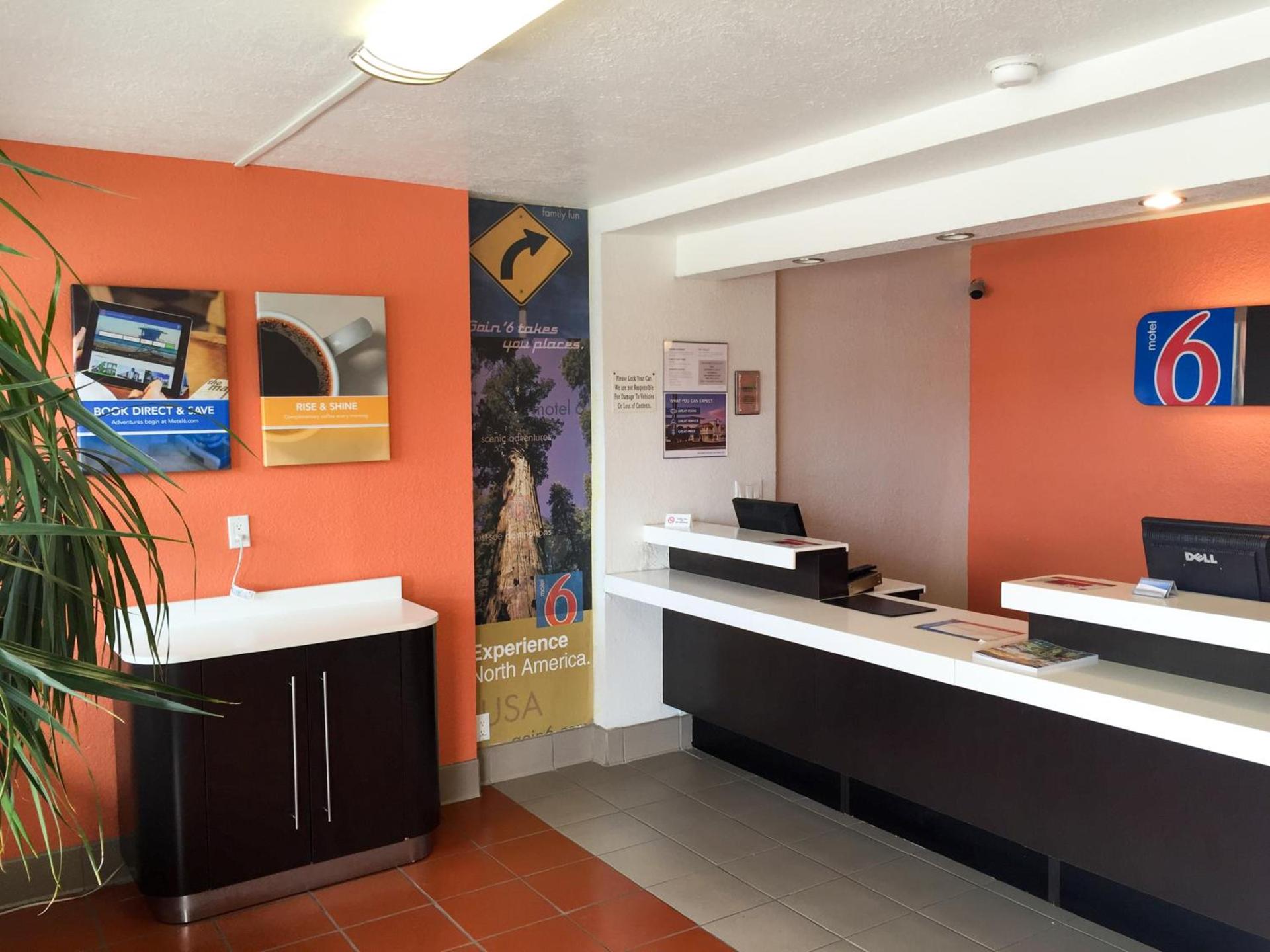 Motel 6-Uvalde, TX photo 44