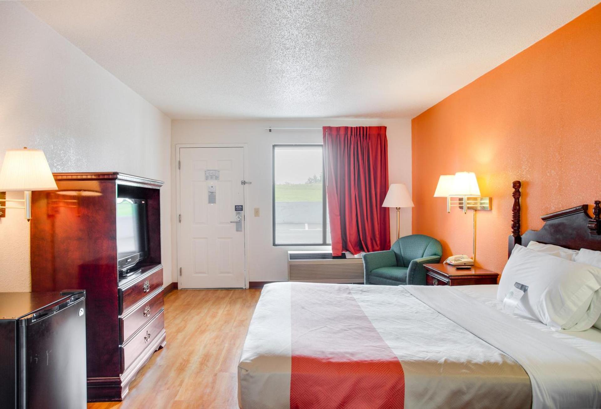Motel 6-White House, TN photo 17