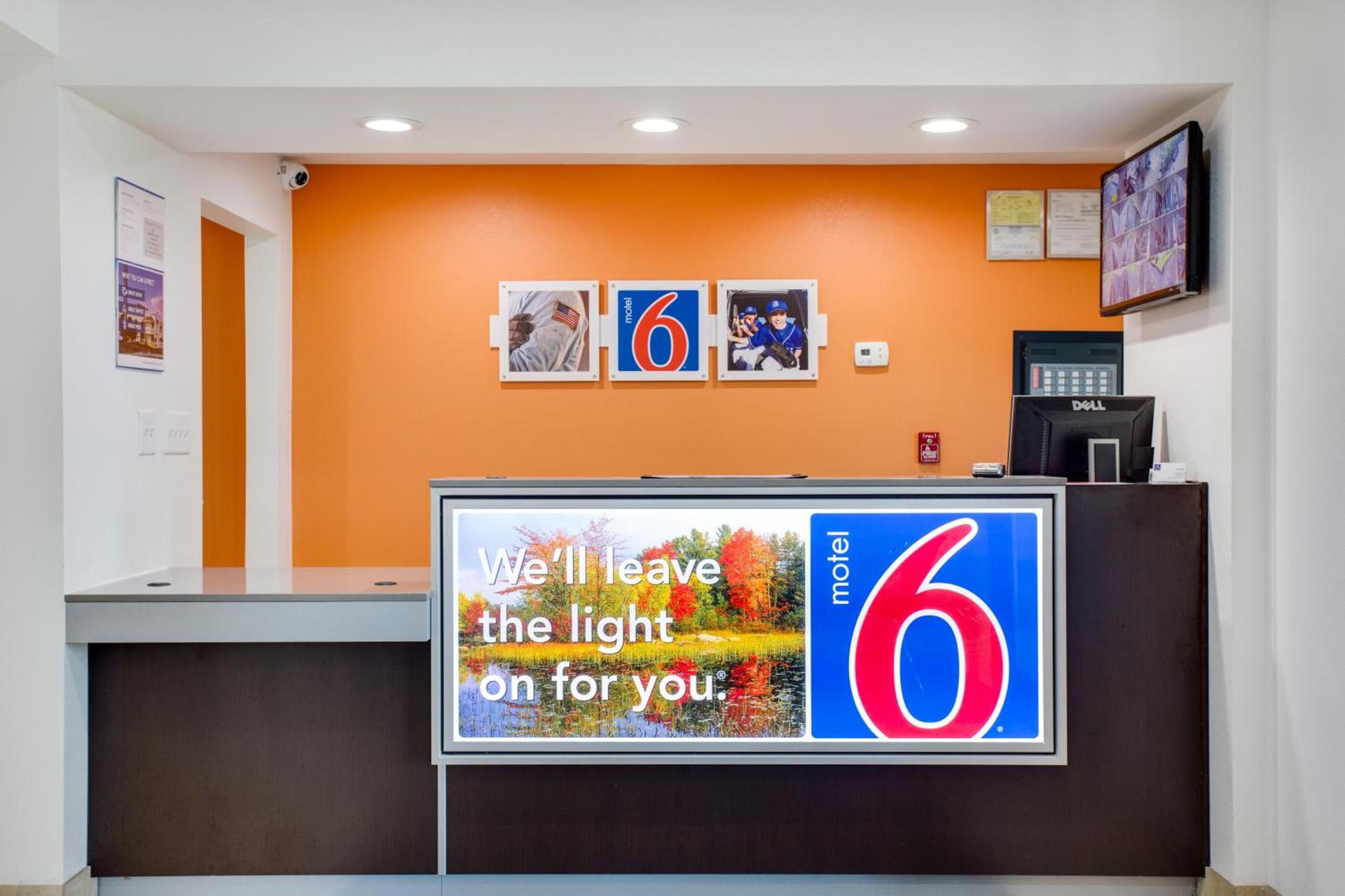 Motel 6-White House, TN photo 4