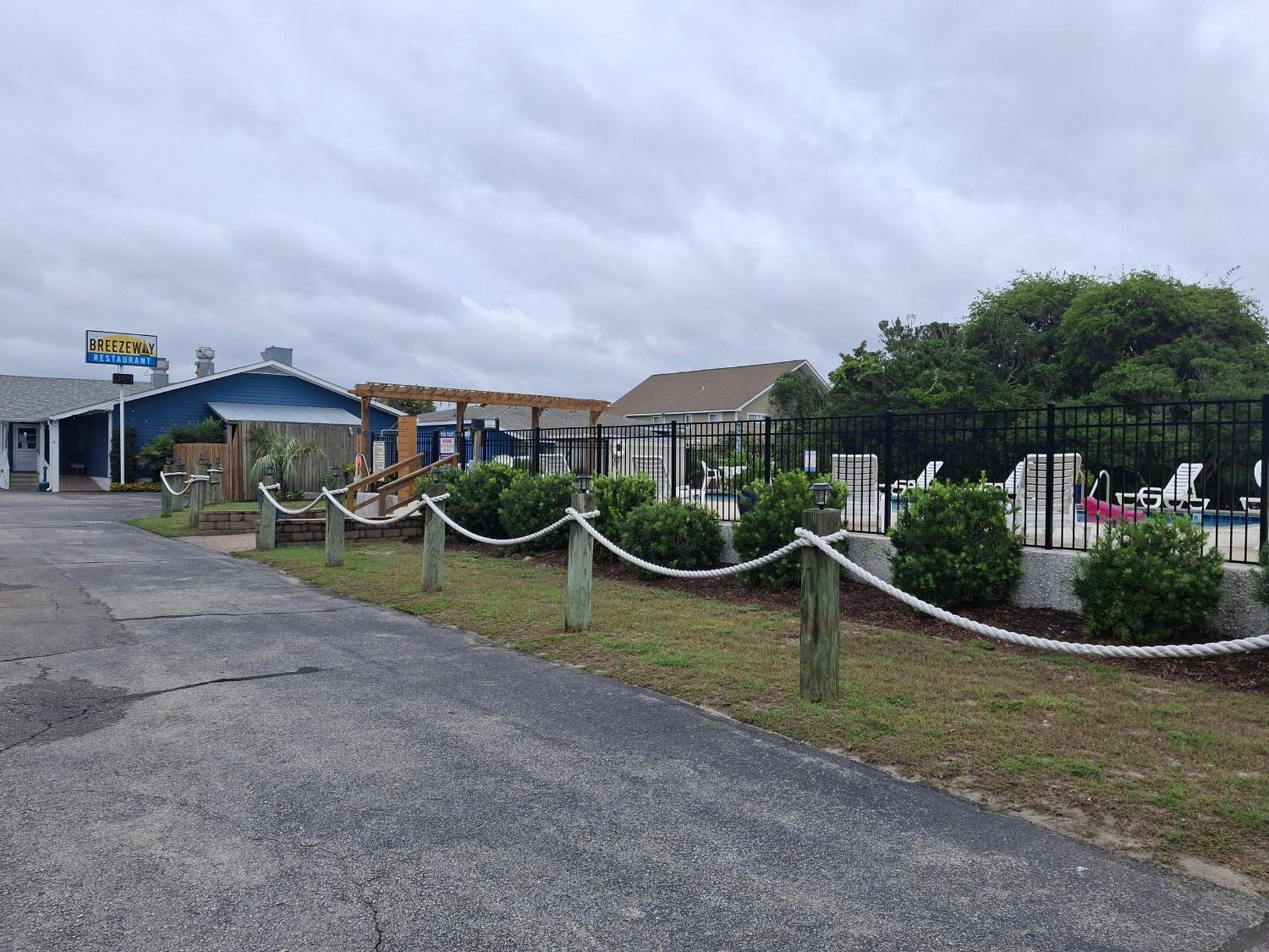 The Breezeway Motel & Resturant photo 2