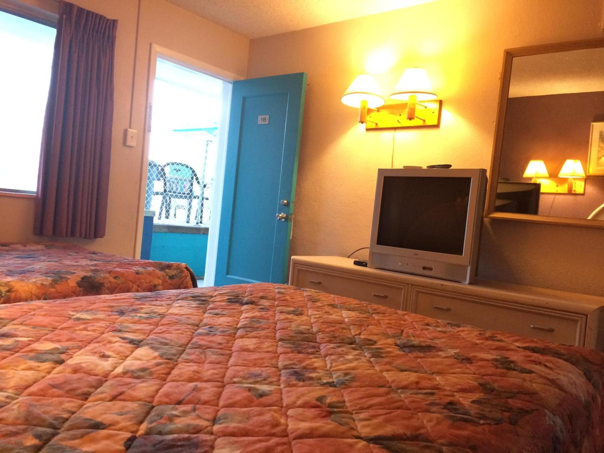 Royal Court Motel photo 79