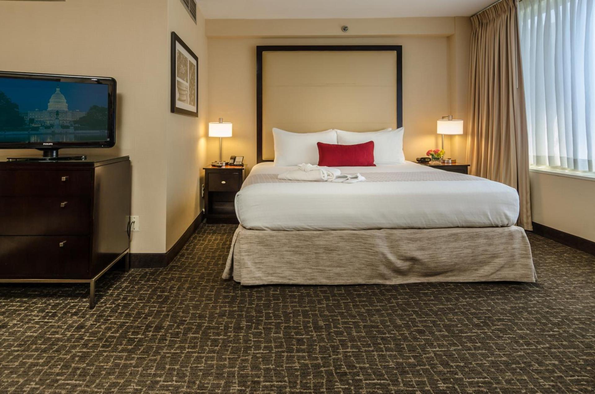 Beacon Hotel & Corporate Quarters photo 9