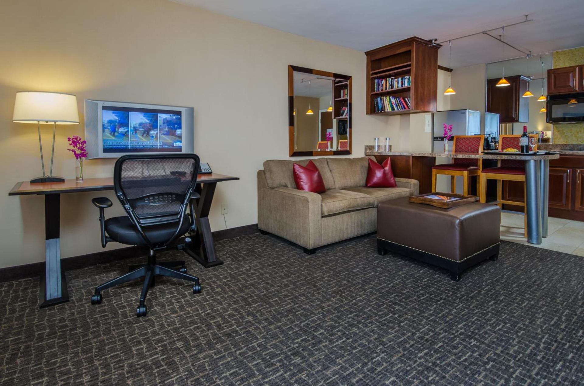 Beacon Hotel & Corporate Quarters photo 15