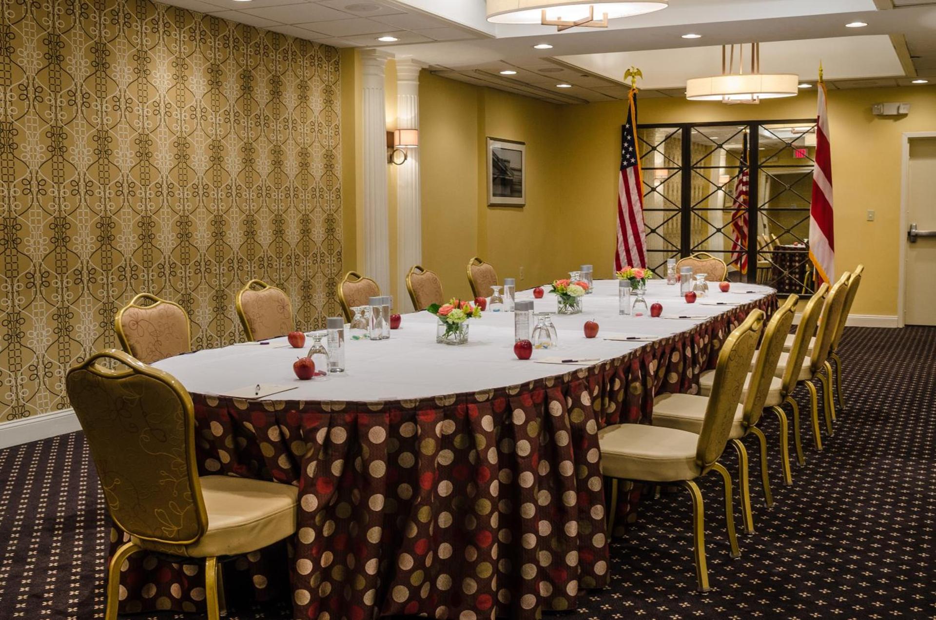 Beacon Hotel & Corporate Quarters photo 83