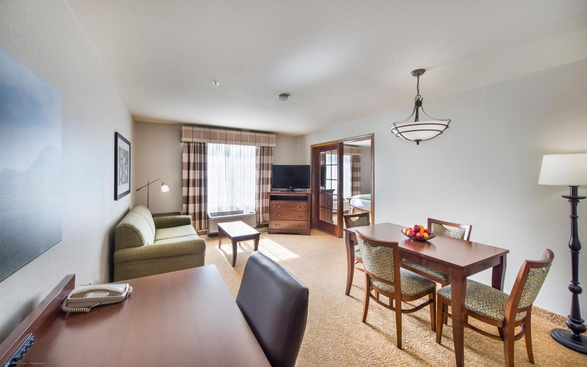 Country Inn & Suites by Radisson, Greeley, CO photo 32