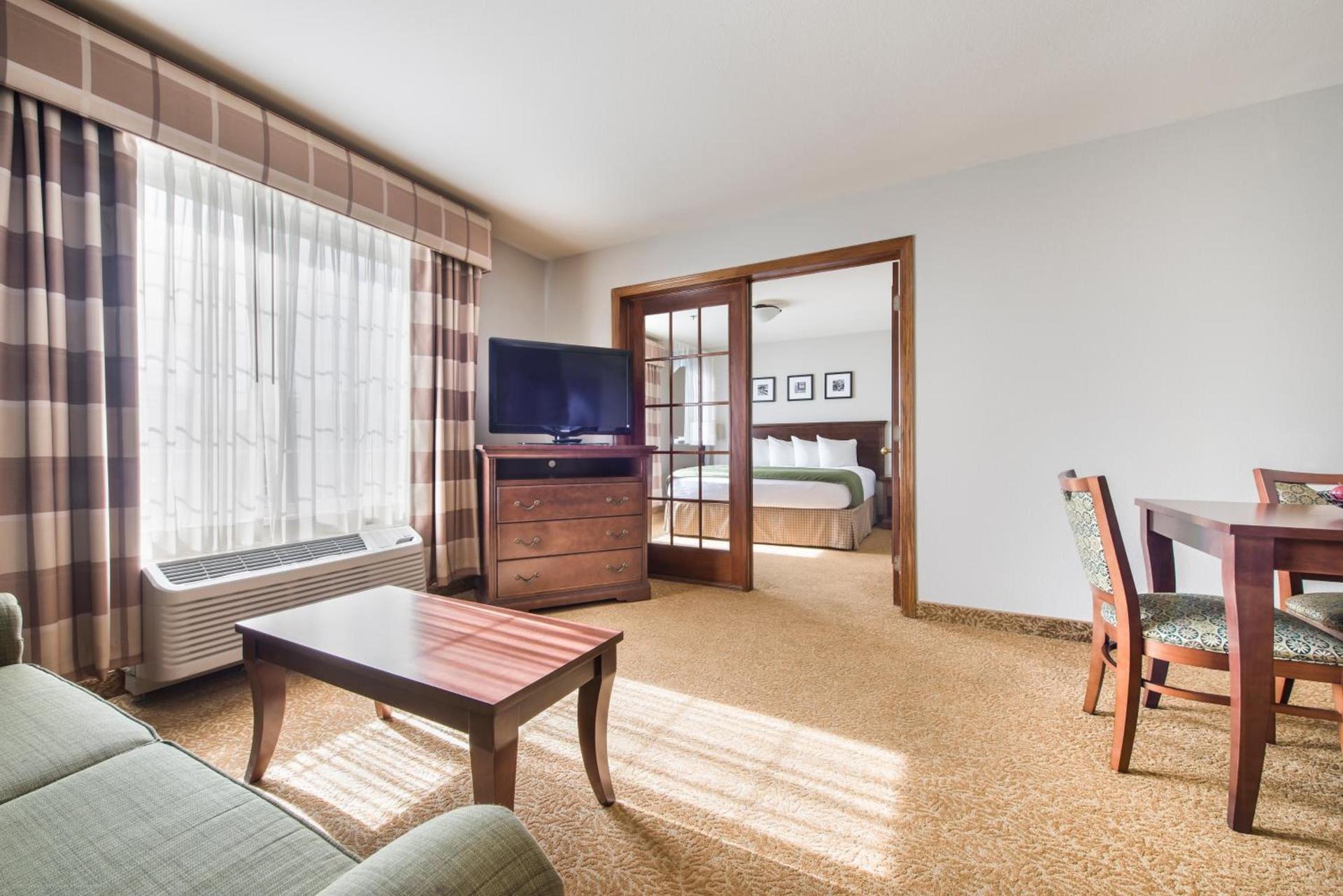 Country Inn & Suites by Radisson, Greeley, CO photo 48