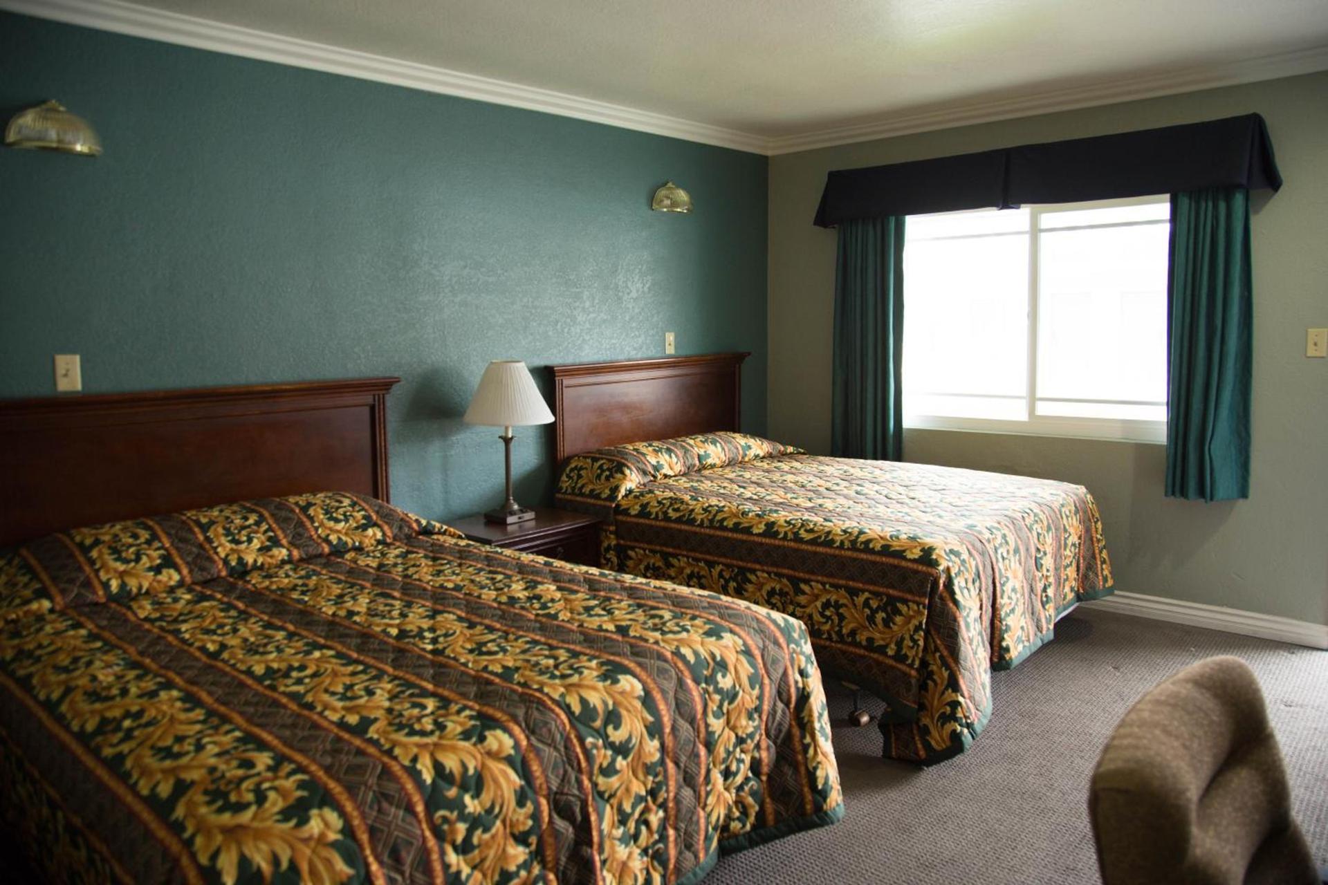 Sahara Motel photo 12