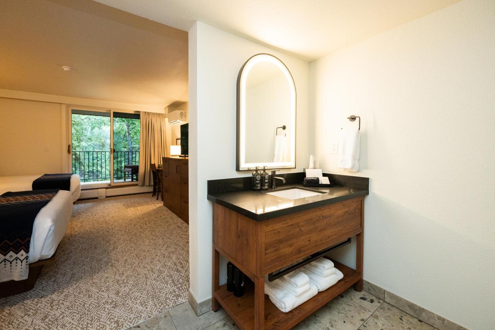 Rock Creek Resort photo 51