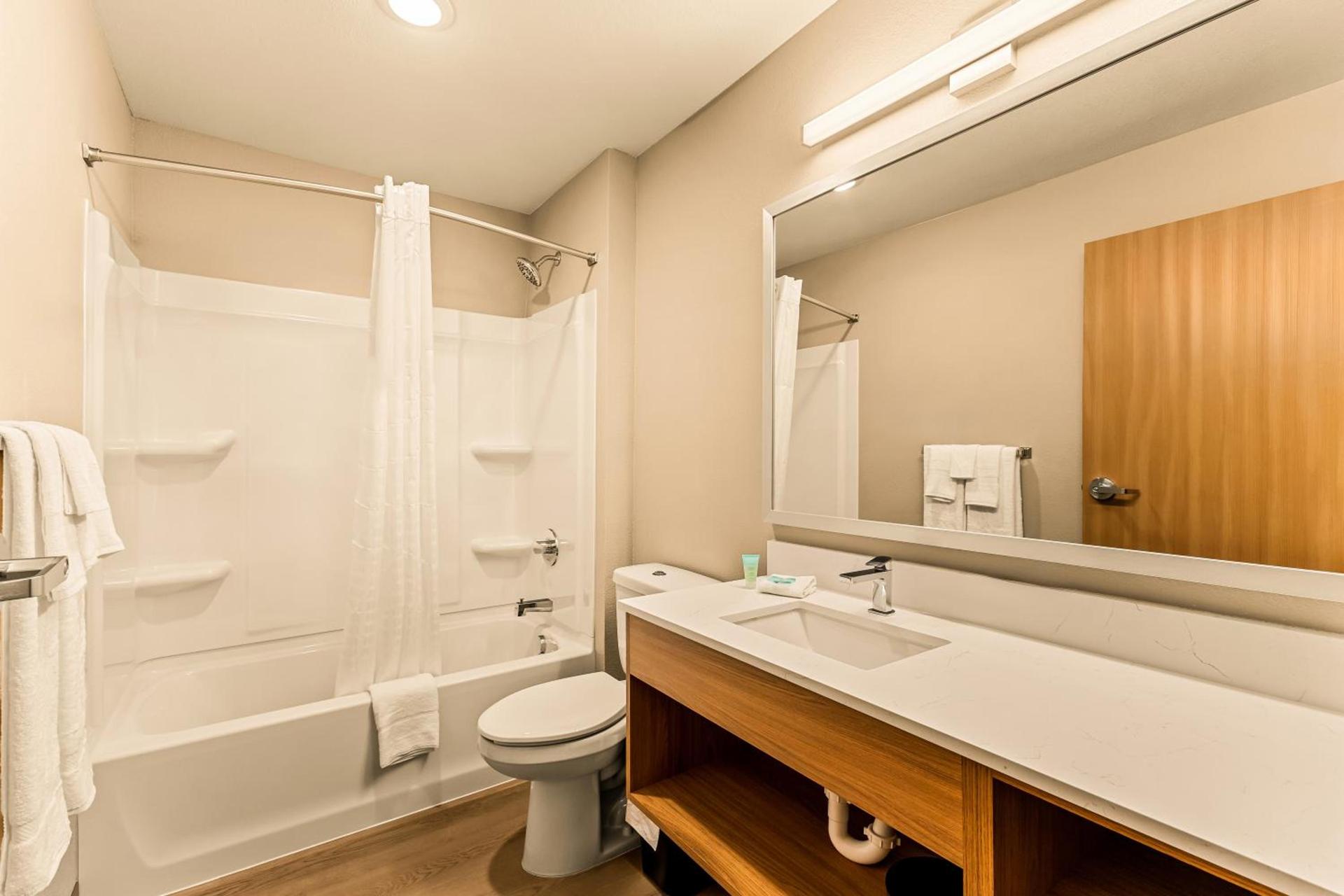 LivAway Suites Orem-Vineyard photo 17