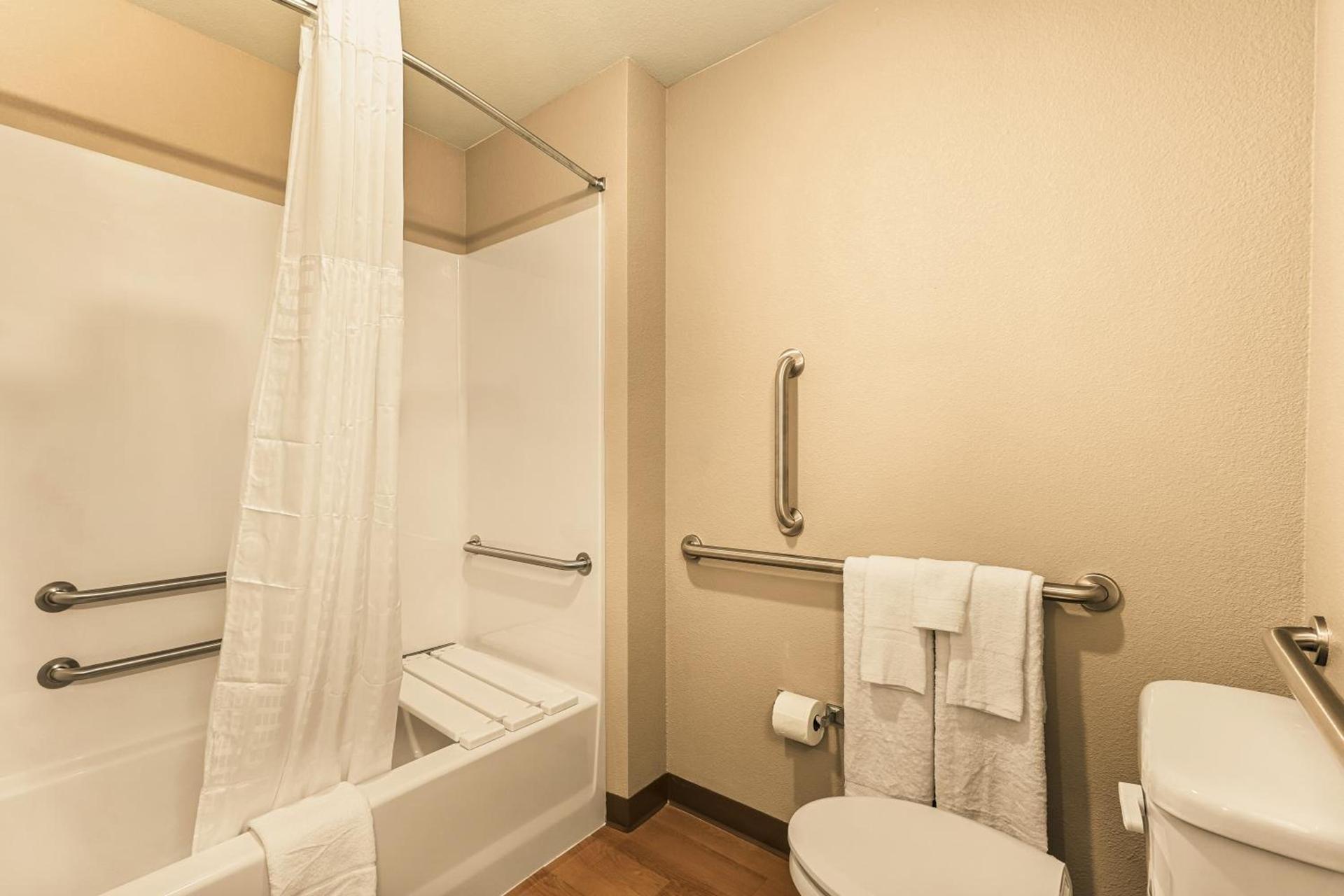 LivAway Suites Orem-Vineyard photo 15
