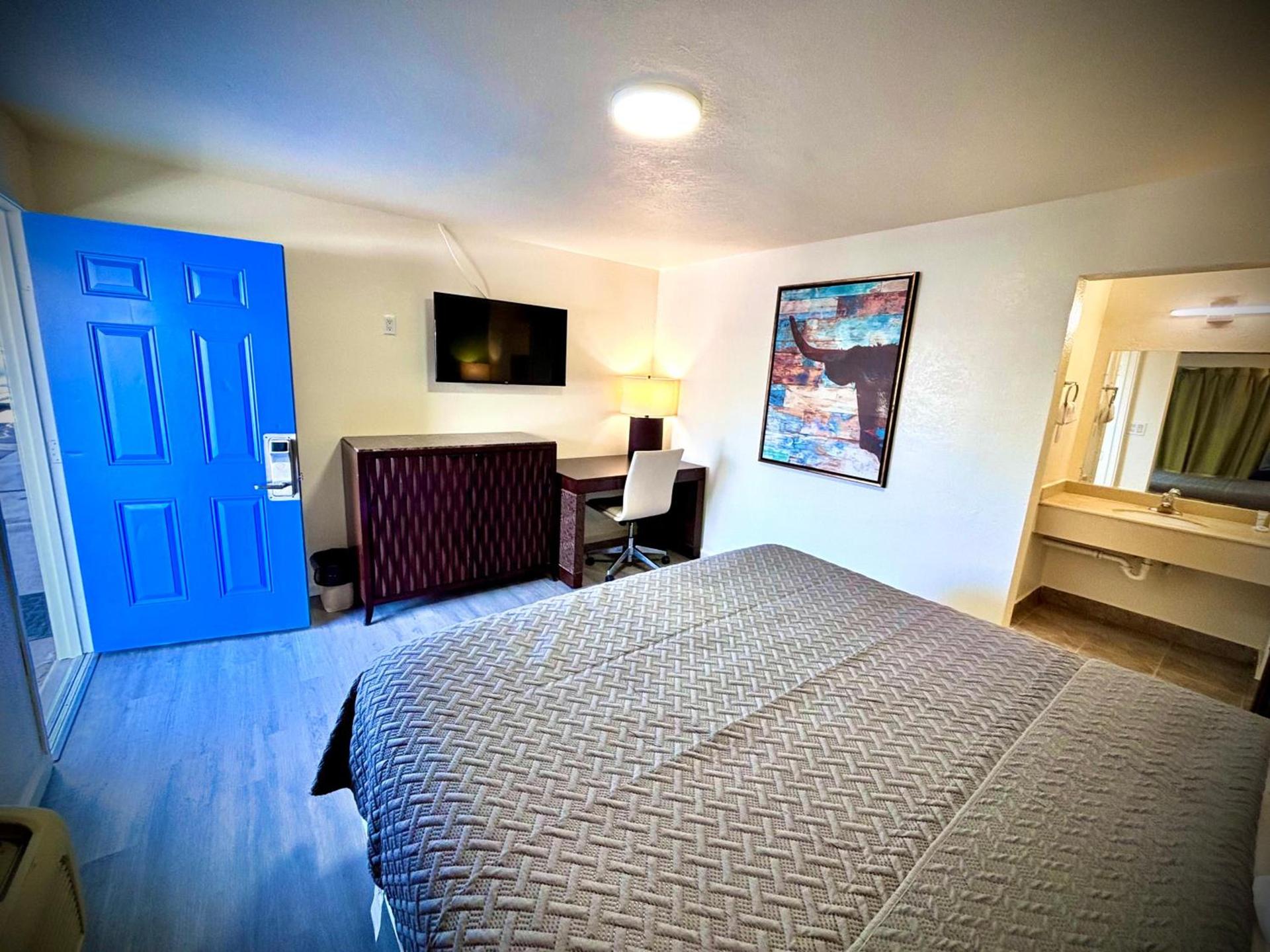 The Crest Motel photo 15