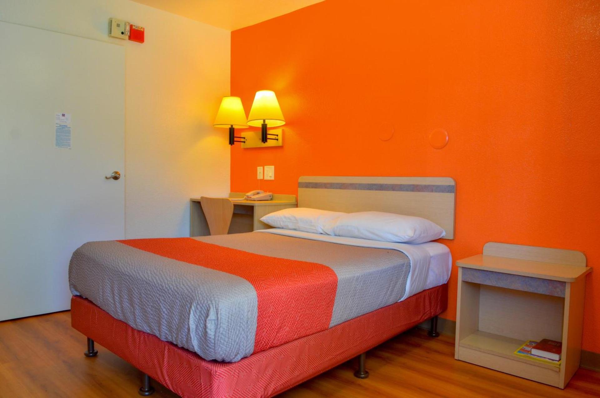 Motel 6 - Santa Nella, on i-5 photo 20