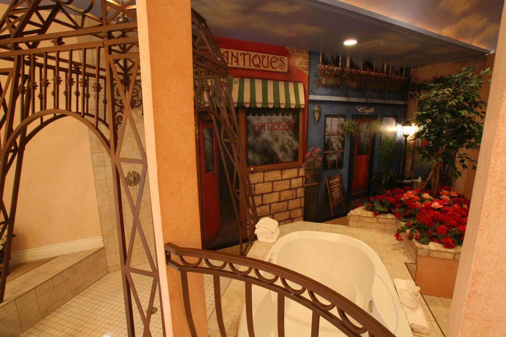 Destinations Inn Theme Rooms photo 41