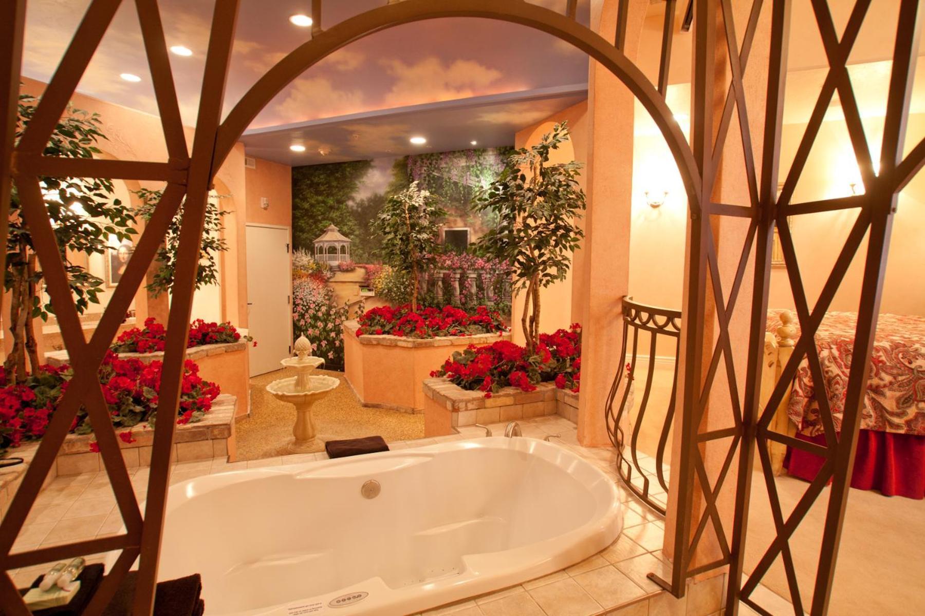 Destinations Inn Theme Rooms photo 39