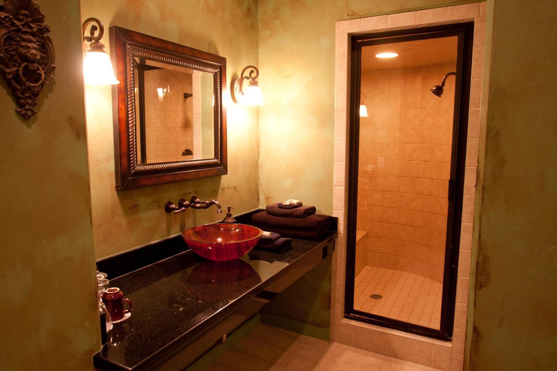 Destinations Inn Theme Rooms photo 20