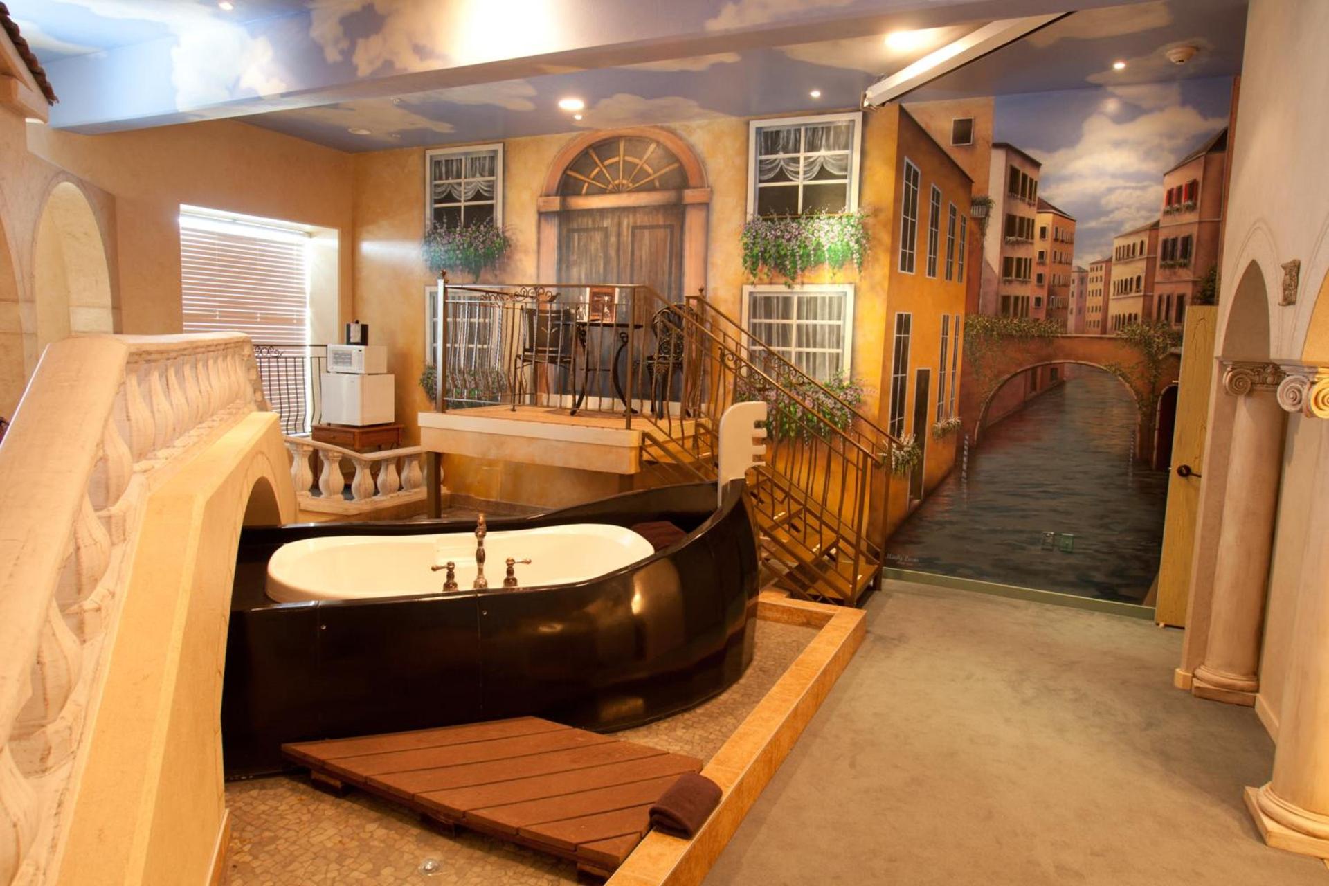 Destinations Inn Theme Rooms photo 17