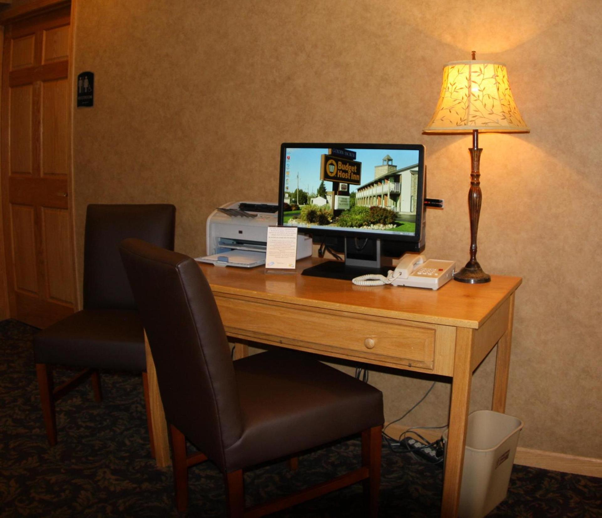 Budget Host Inn & Suites photo 6
