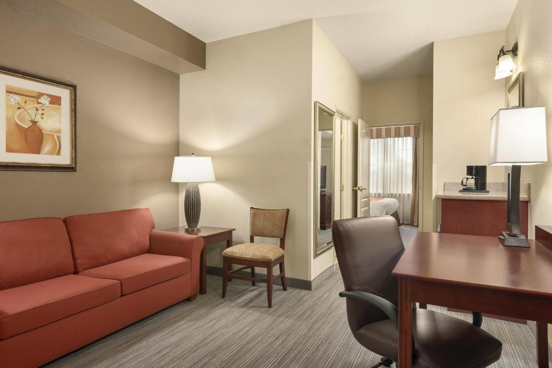 Seffner Inn and Suites photo 19