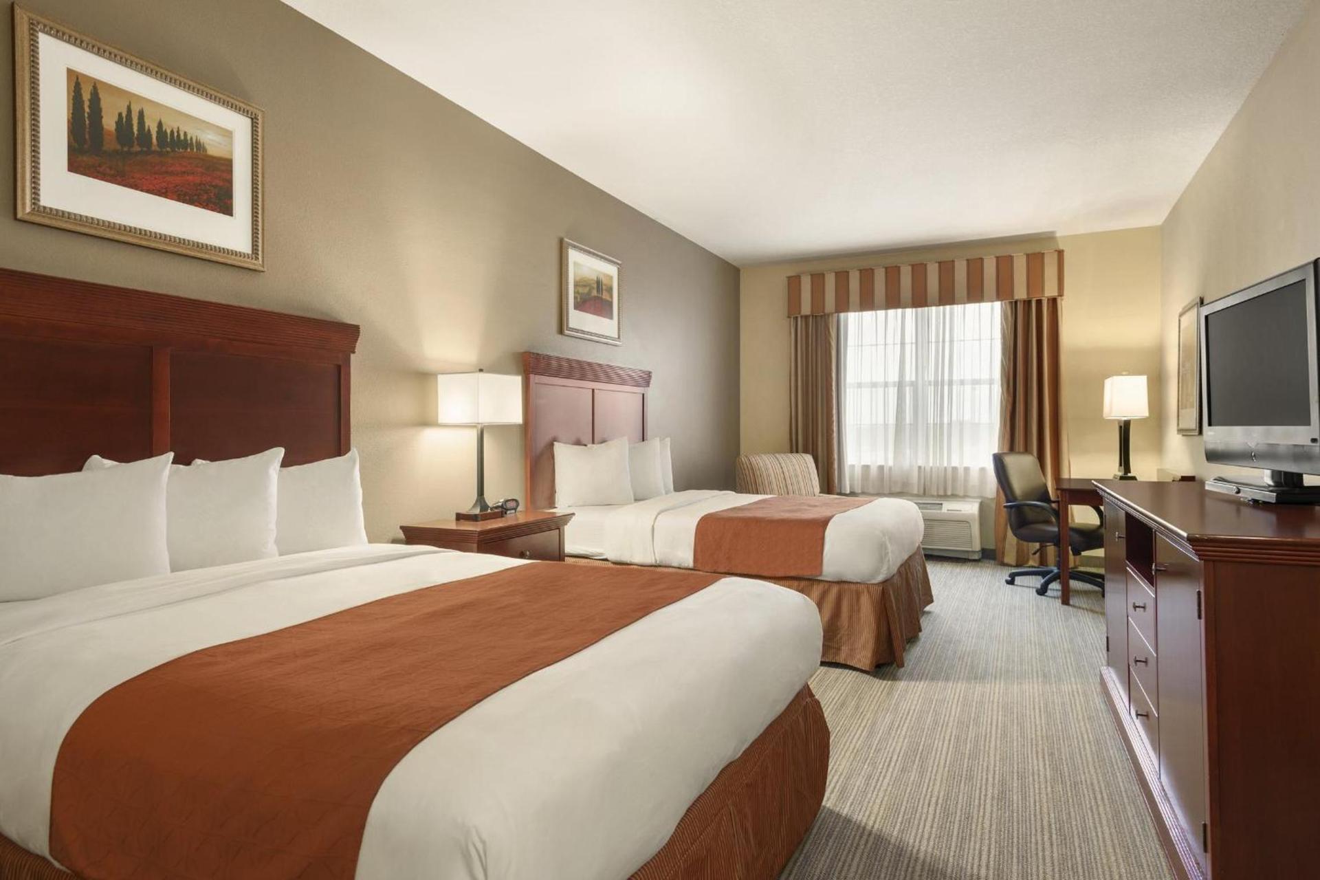 Seffner Inn and Suites photo 30