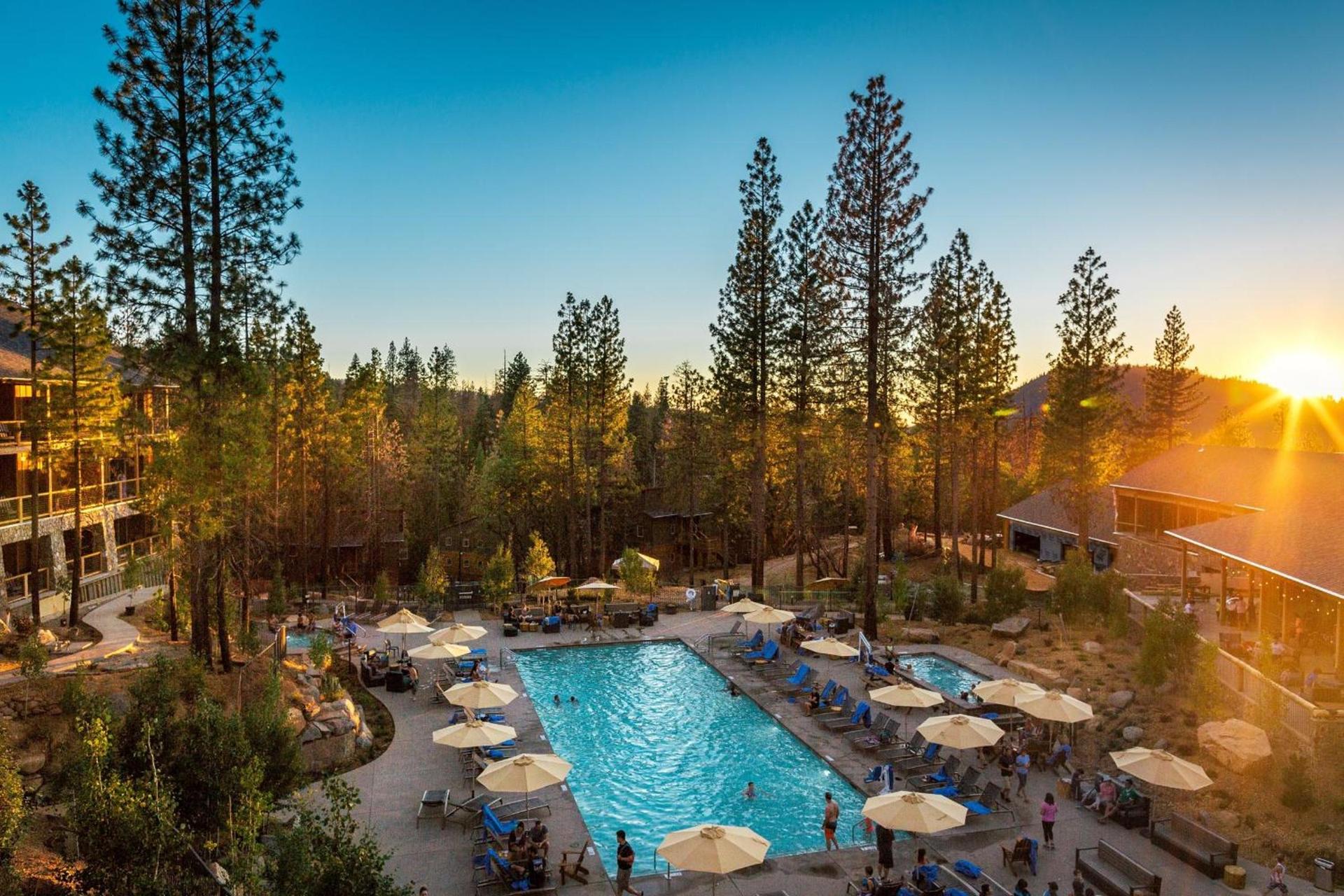 Rush Creek Lodge at Yosemite photo 19