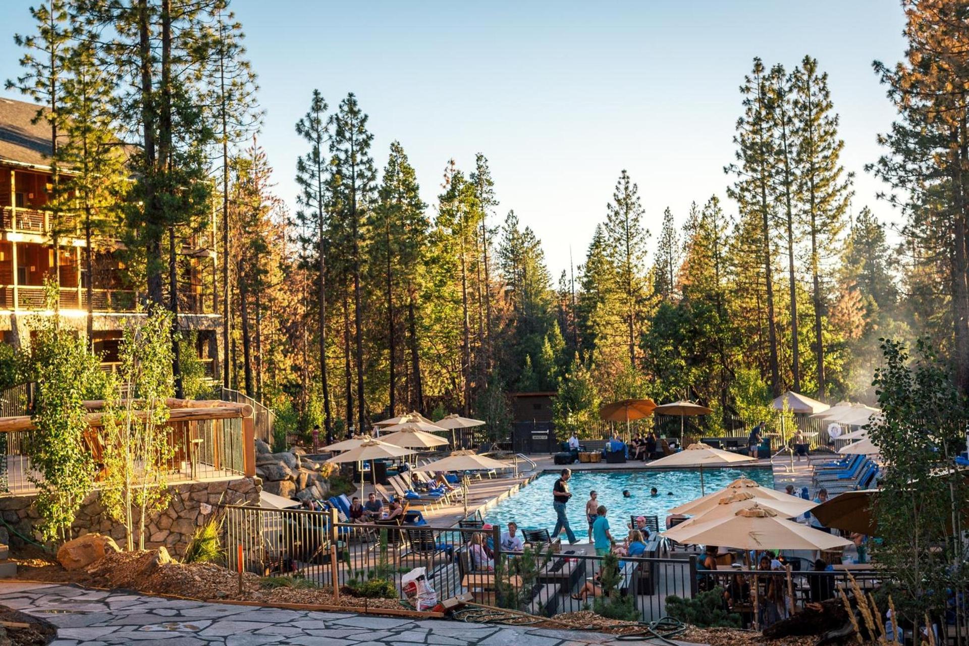 Rush Creek Lodge at Yosemite photo 21