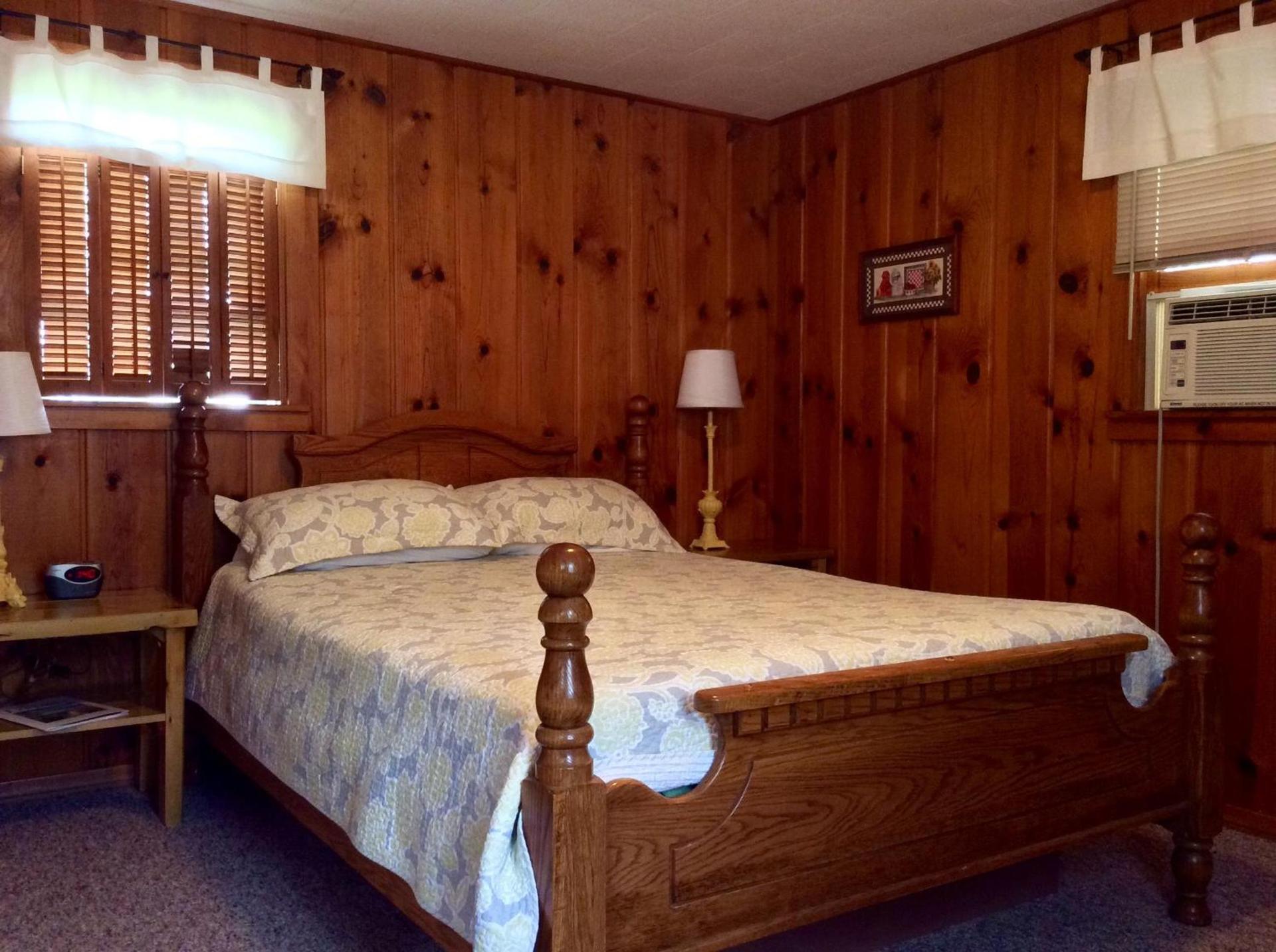 Cedar Ridge Cabins photo 40