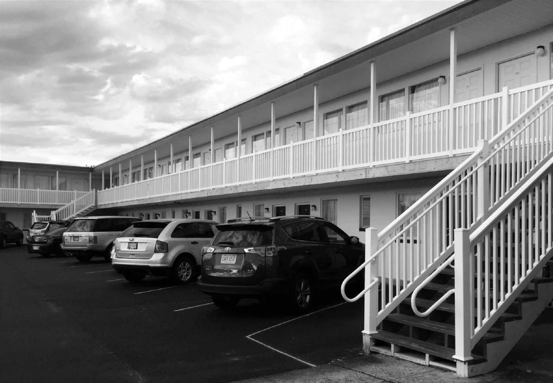 Cabana Motel photo 31