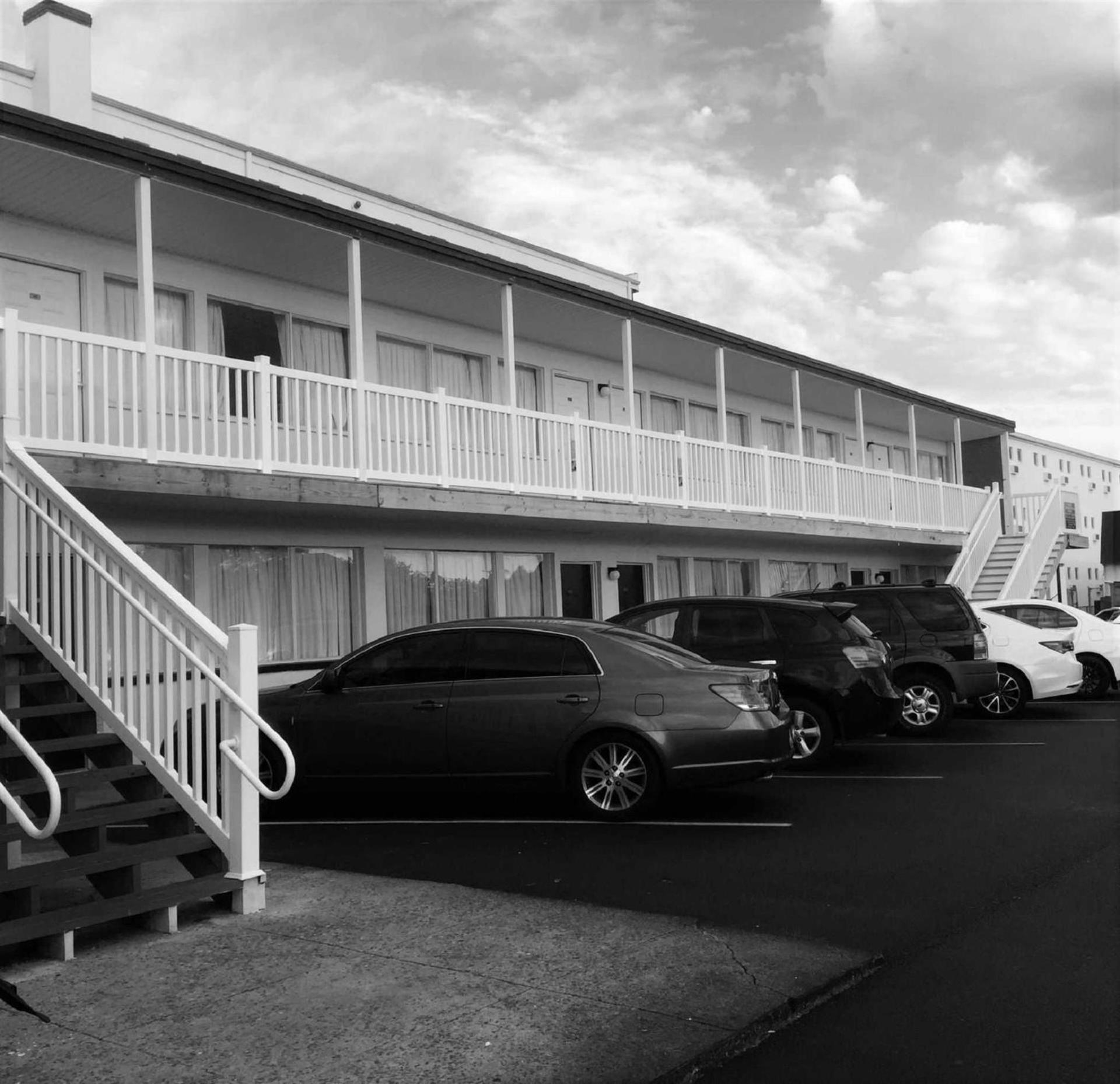 Cabana Motel photo 33