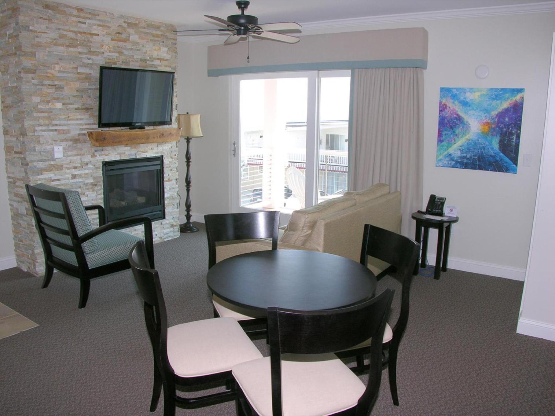 Alouette Sunrise Suites photo 15