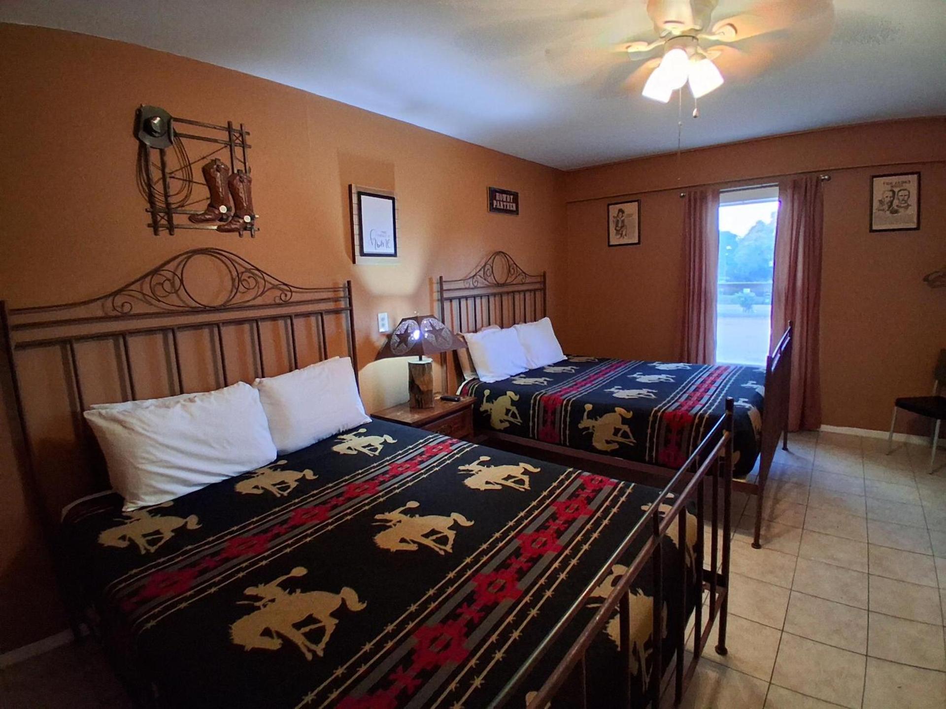 Hill Country Lodge and Mini Storages photo 22