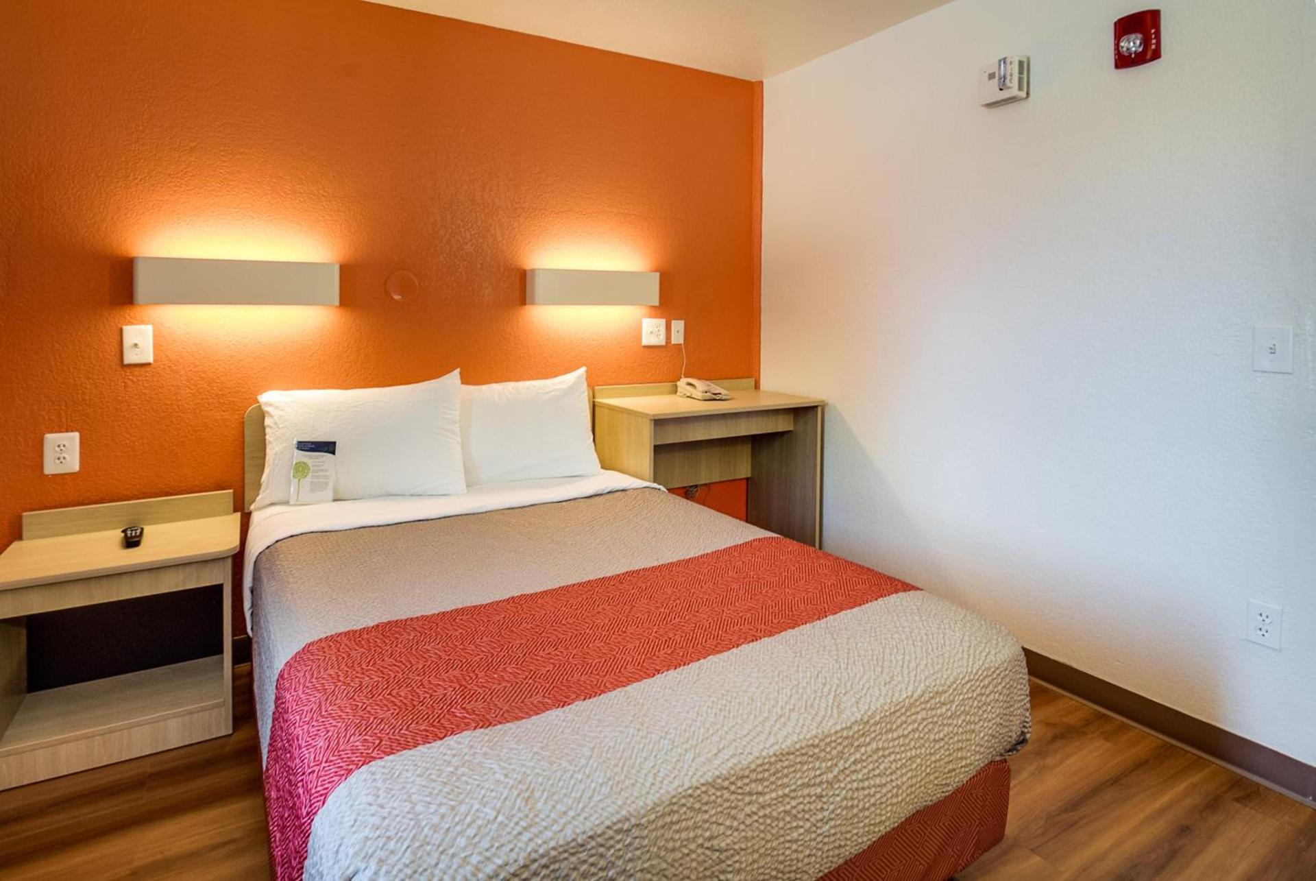Motel 6-Lenexa, KS - Kansas City Southwest photo 17