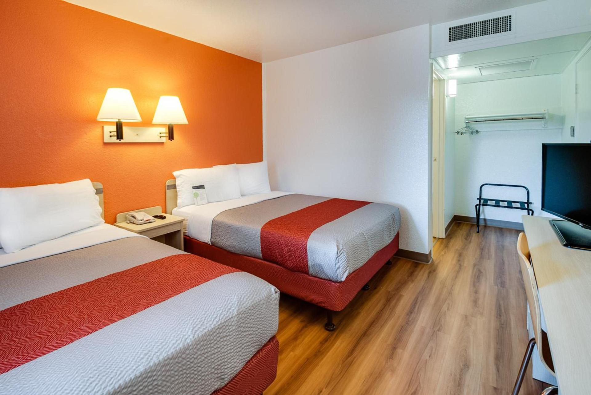 Motel 6-Lenexa, KS - Kansas City Southwest photo 25