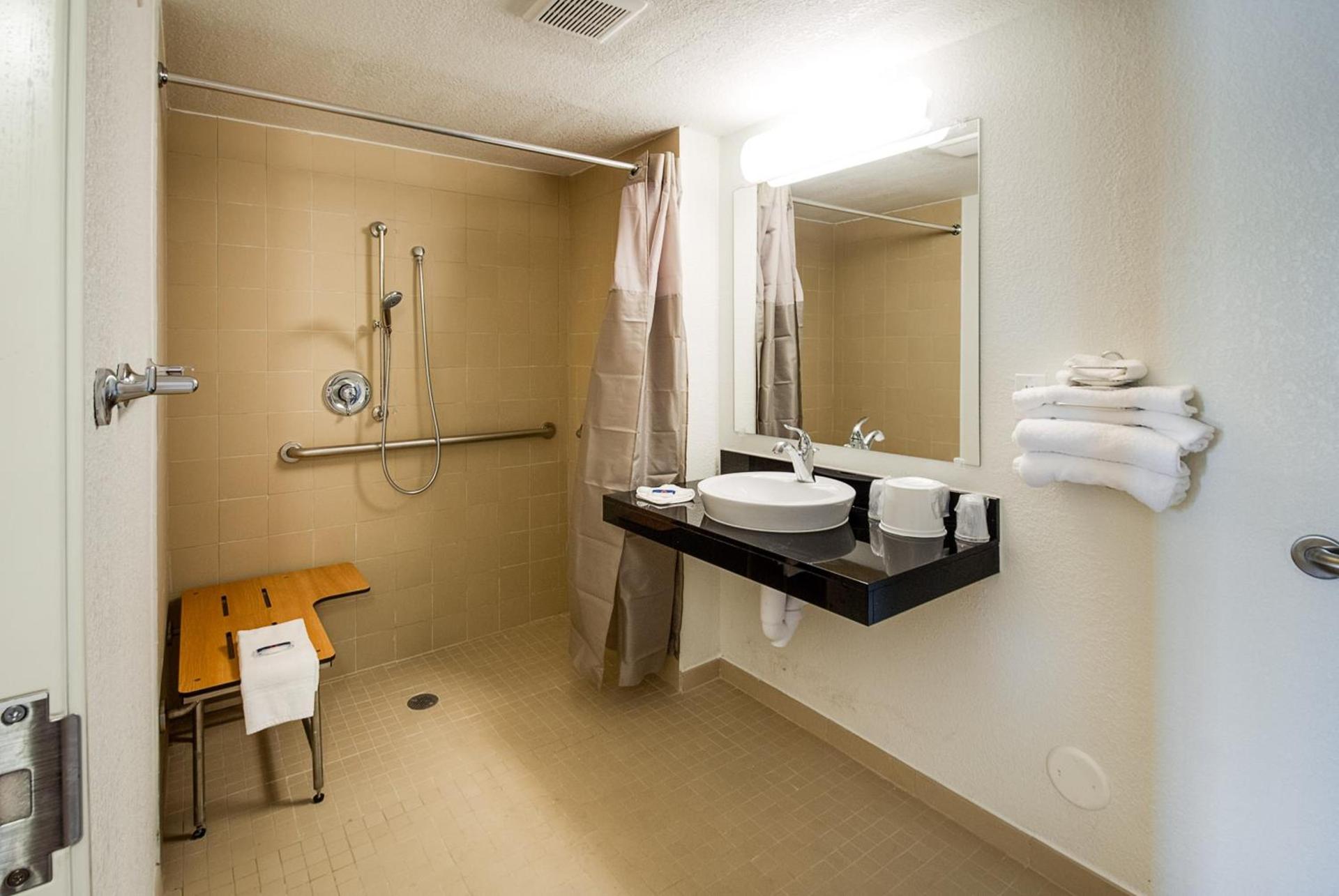 Motel 6-Lenexa, KS - Kansas City Southwest photo 28