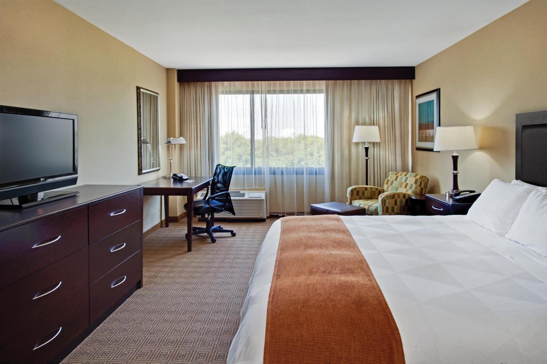 Radisson Hotel Freehold photo 24