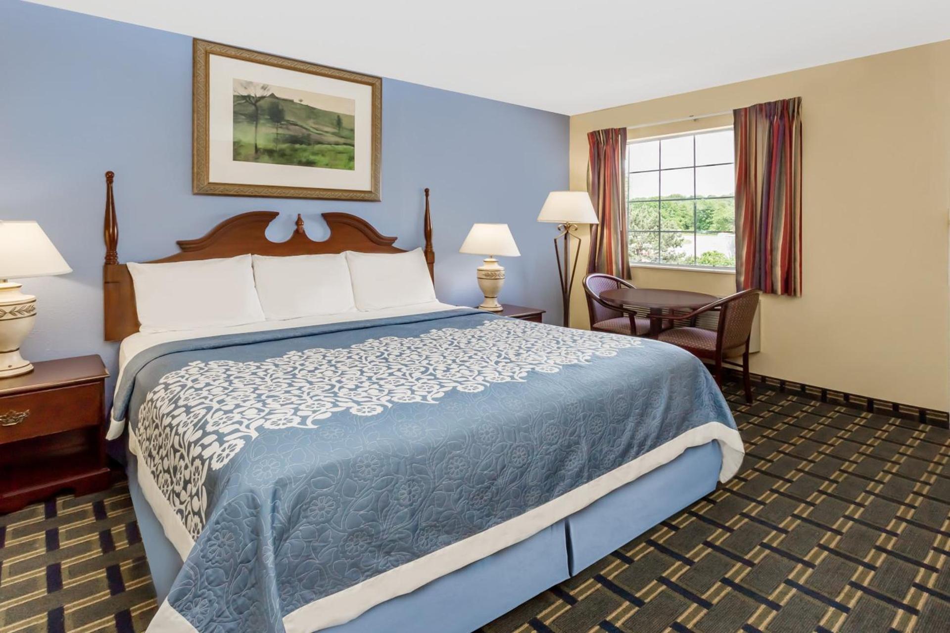 Days Inn by Wyndham Plymouth photo 20