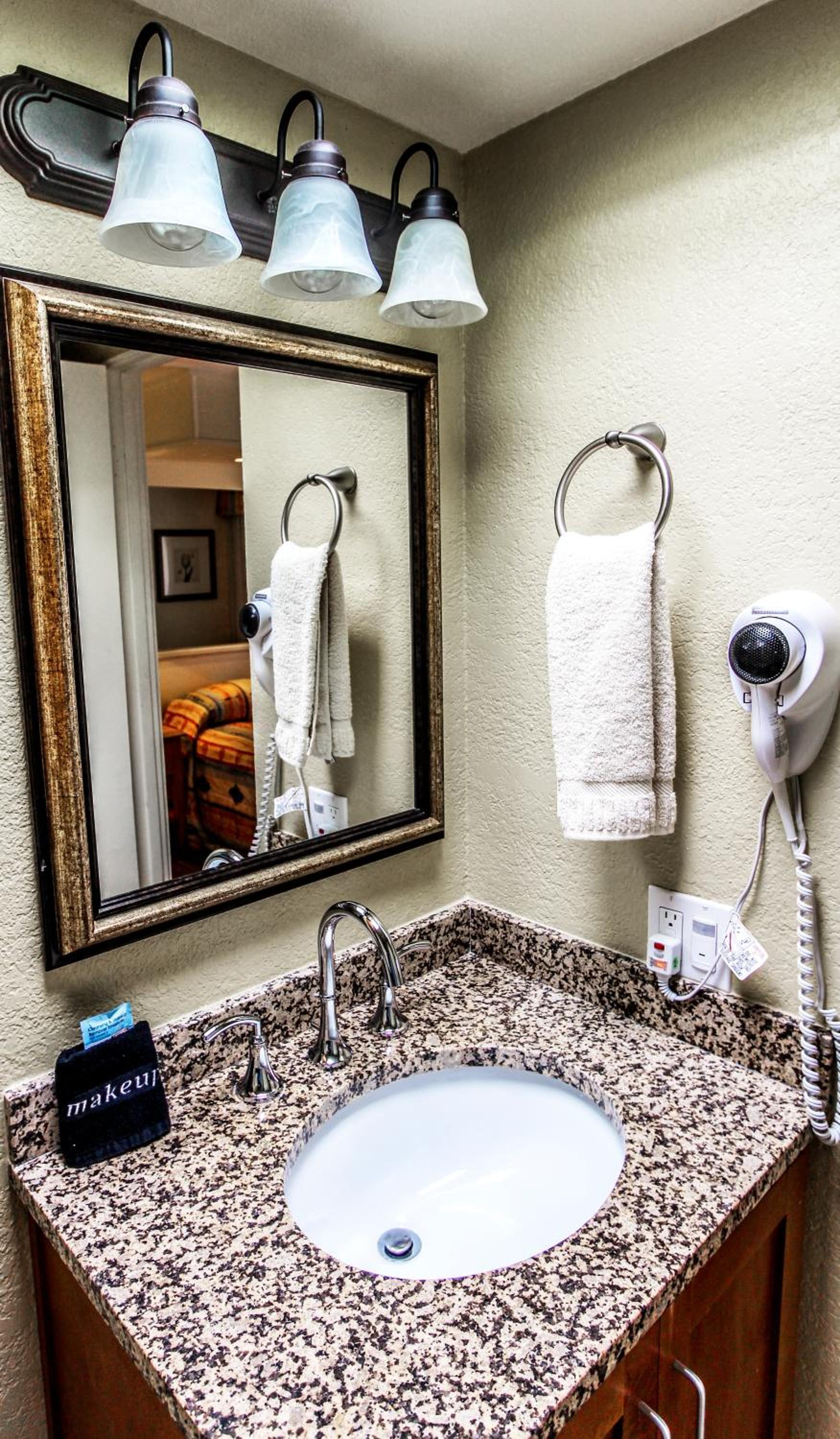 Desert Vacation Villas photo 37