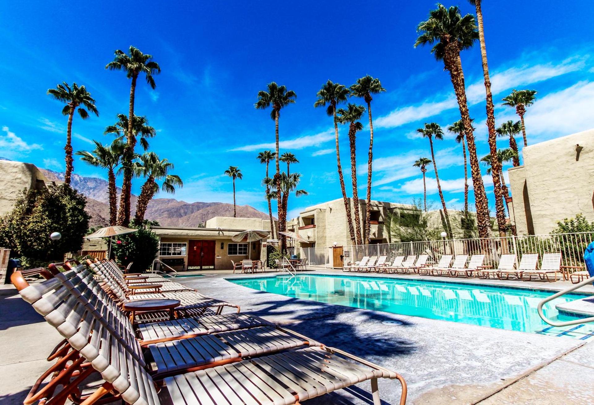 Desert Vacation Villas photo 3