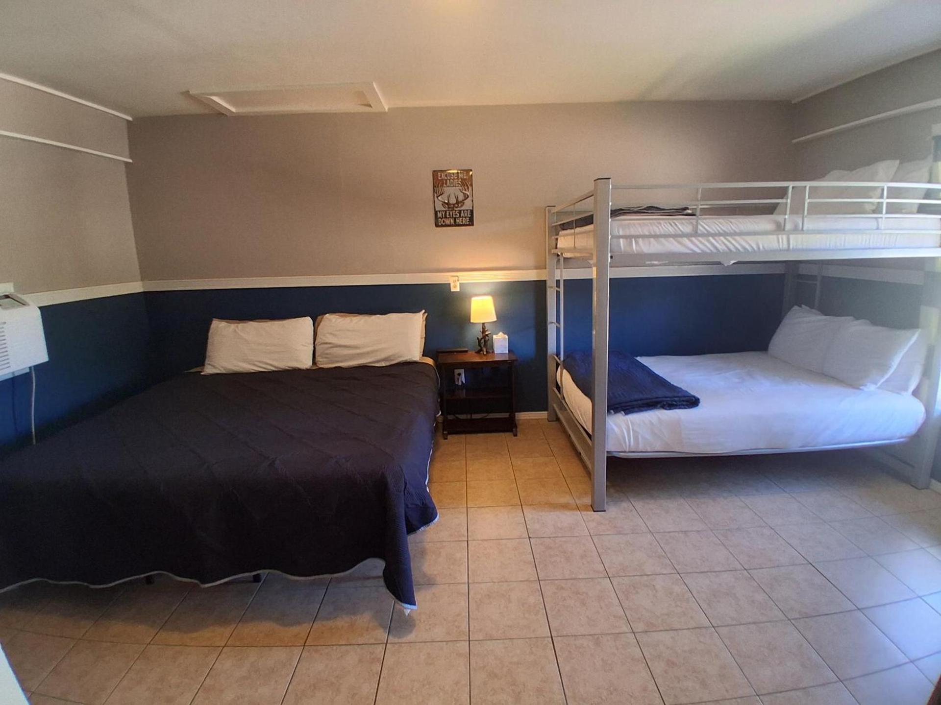 Hill Country Lodge and Mini Storages photo 27