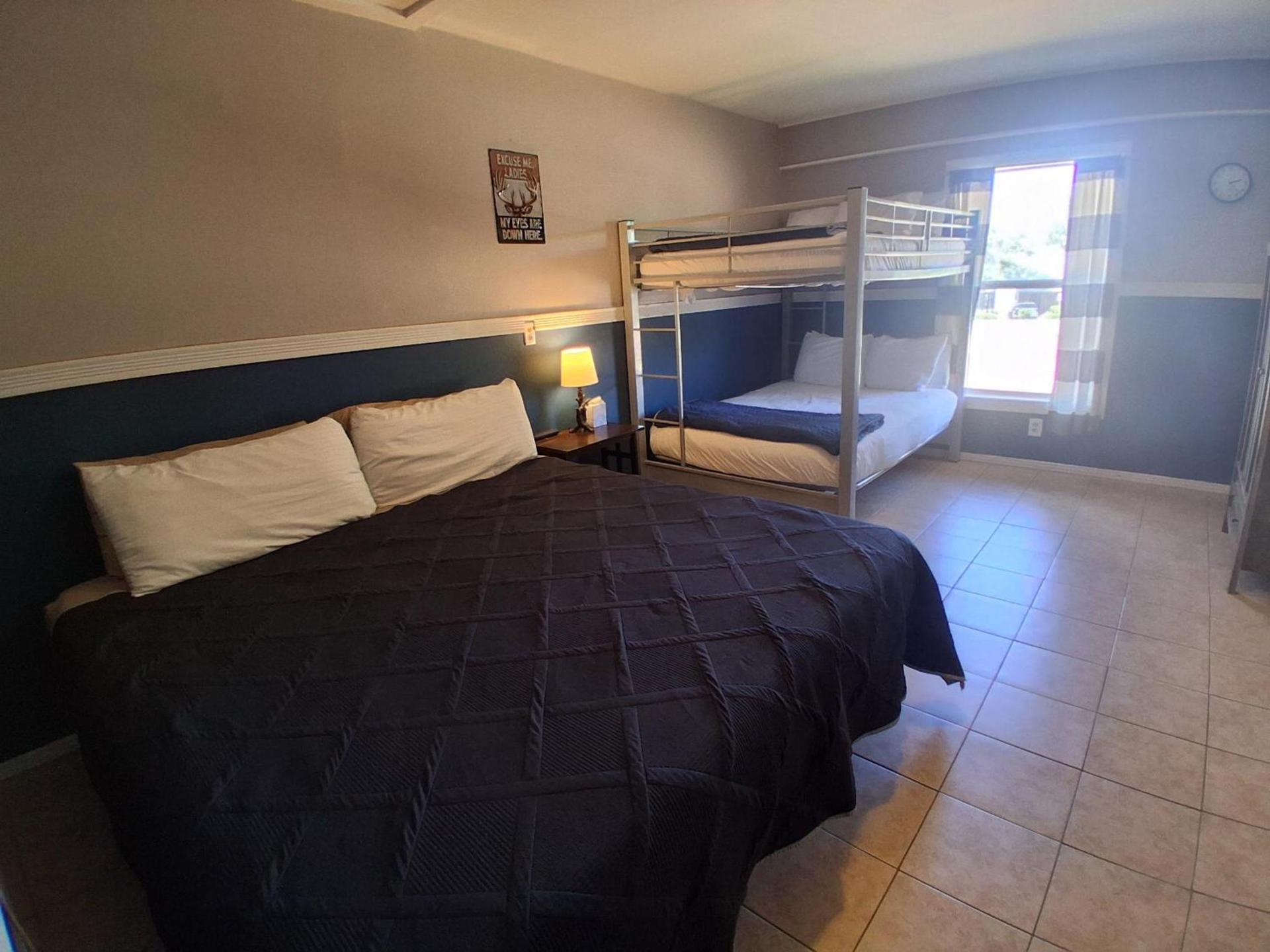 Hill Country Lodge and Mini Storages photo 28