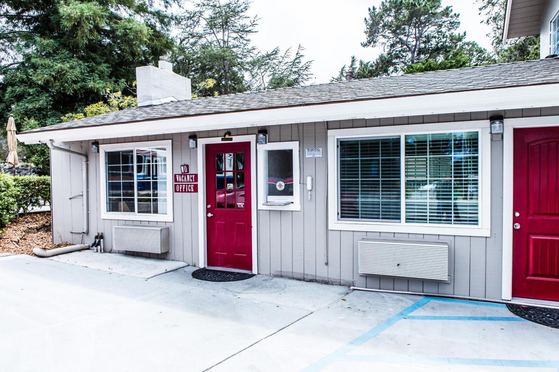 Pelican Inn photo 65
