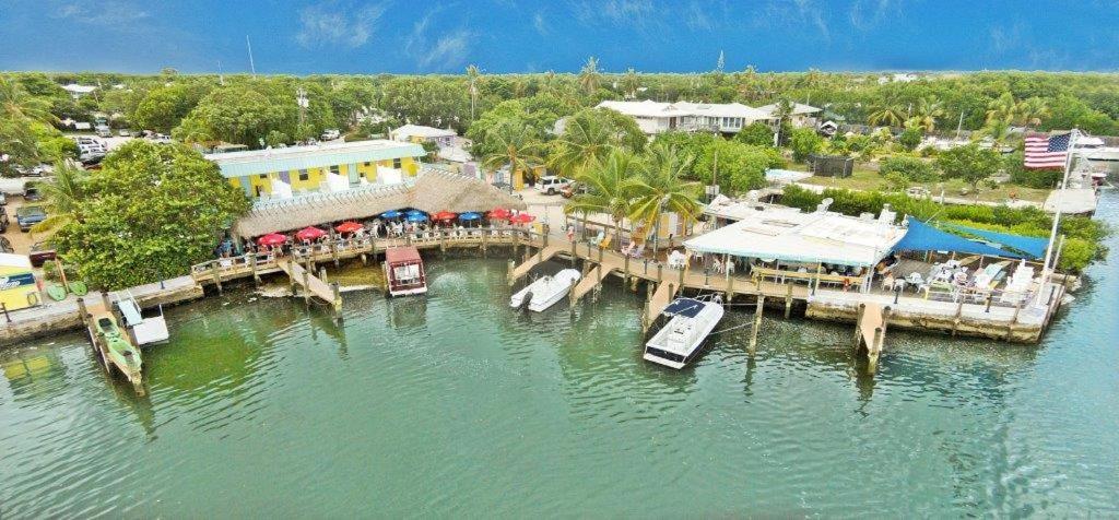Snappers Key Largo photo 11