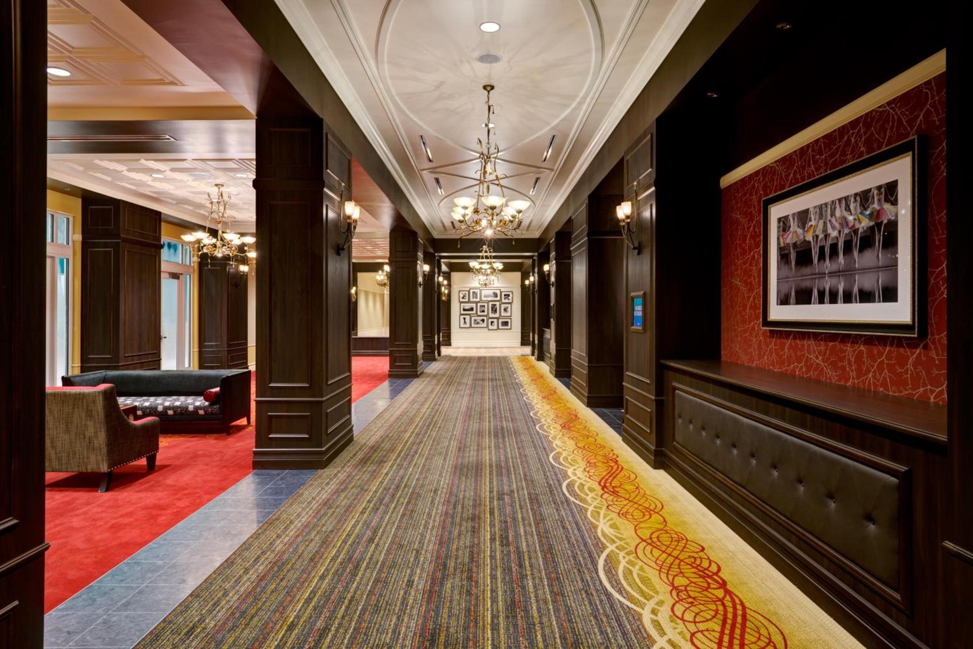 Saratoga Casino Hotel photo 40